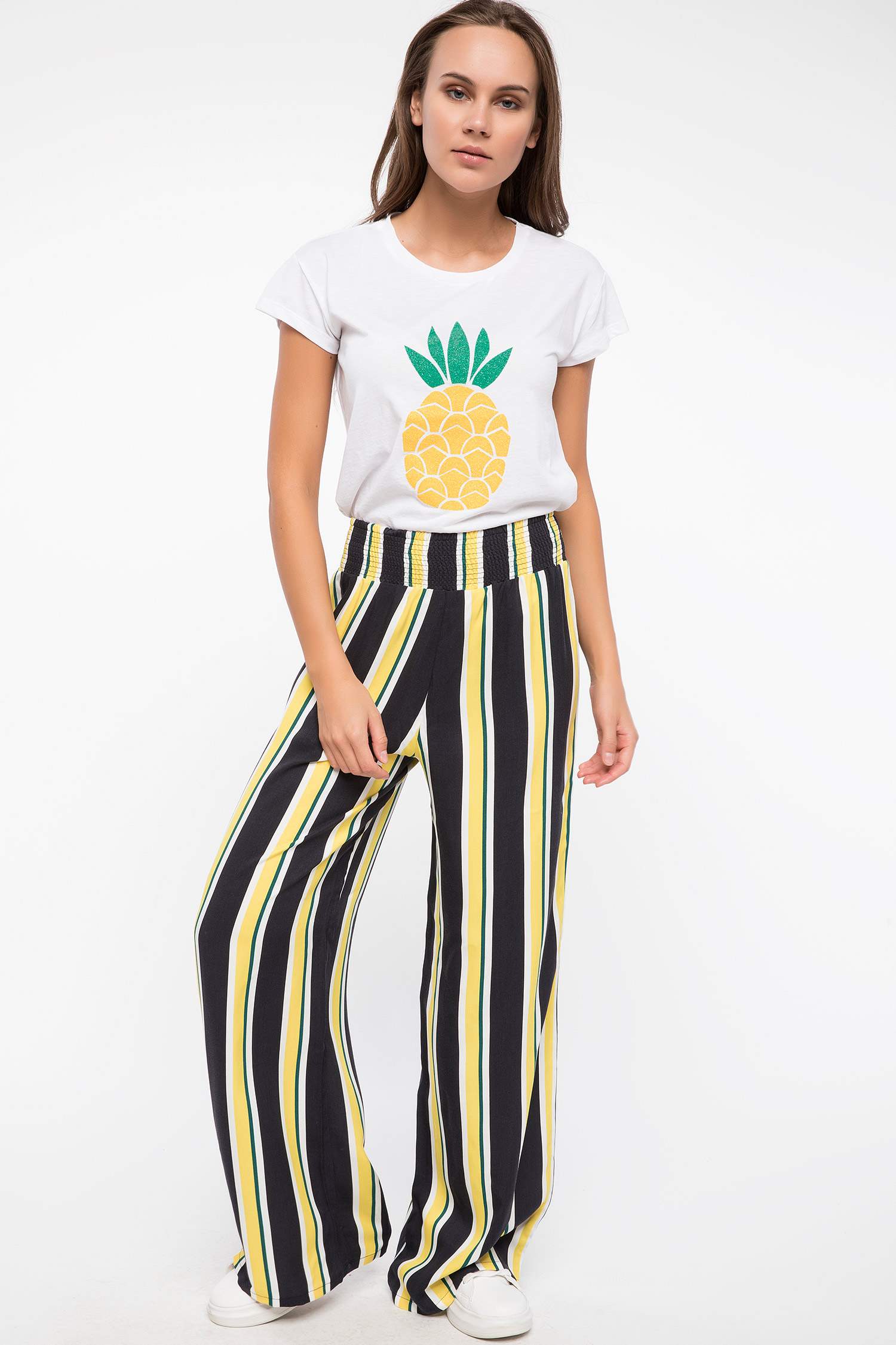 Defacto Baskılı T-shirt. 2