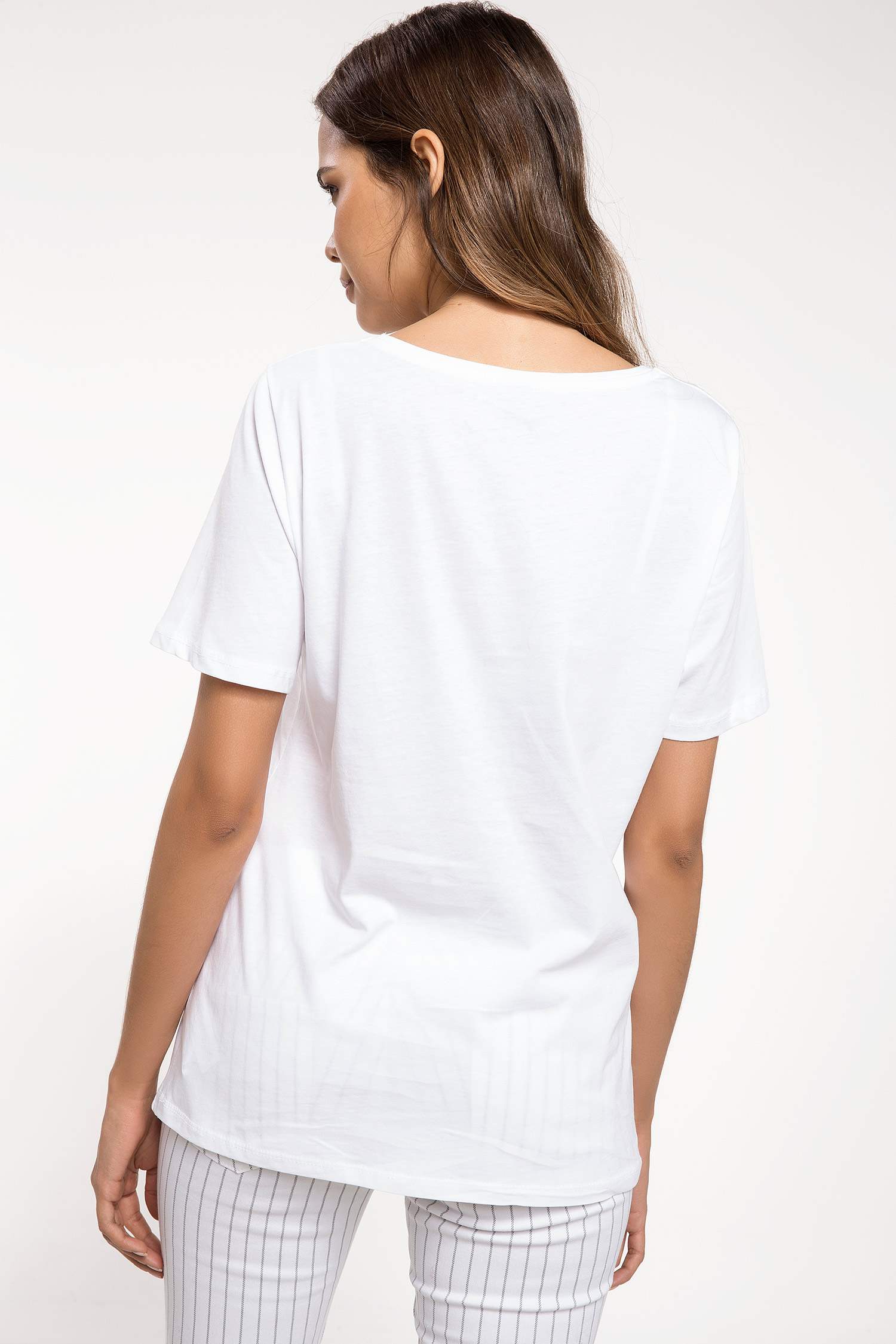 Defacto Yazı Baskılı T-shirt. 4