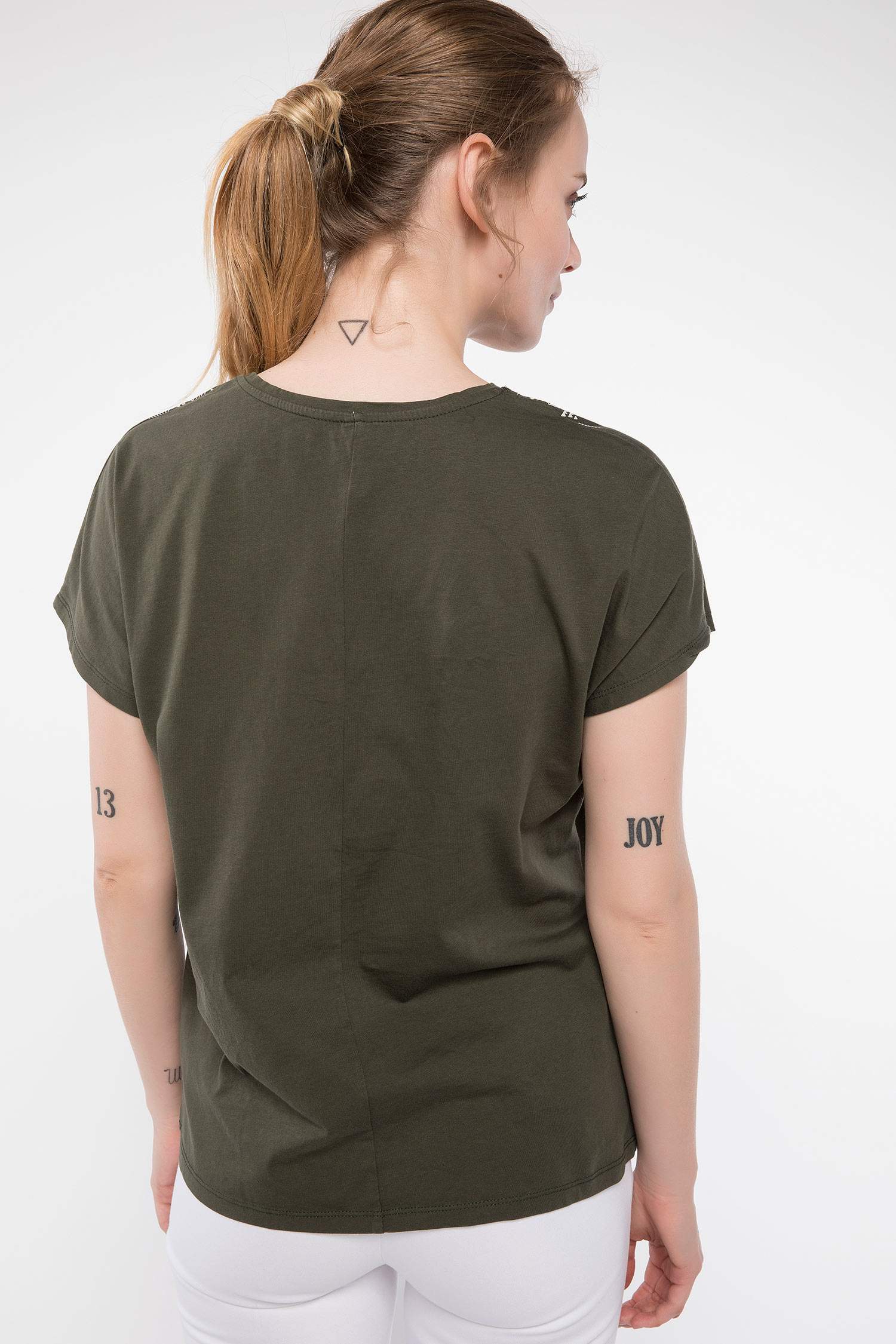 Defacto Etnik Detaylı T-shirt. 3