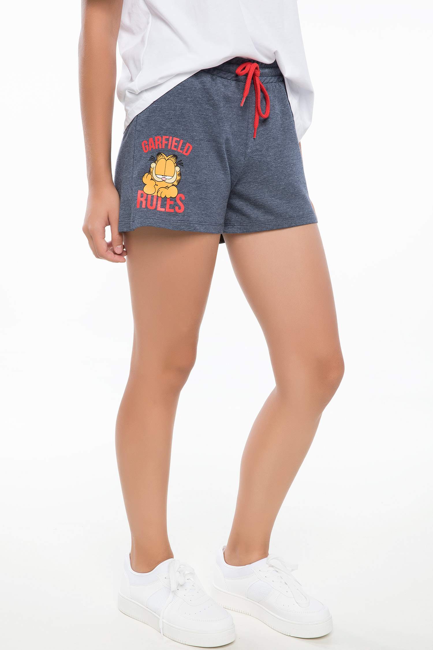 Defacto Lisanslı Şort. 3