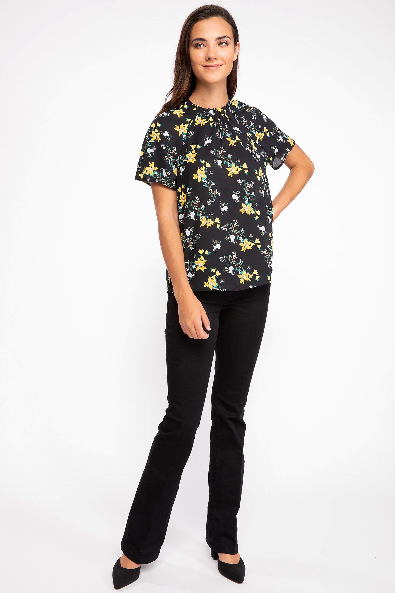 Defacto Yakası Fırfırlı Büzgülü Bluz. 2