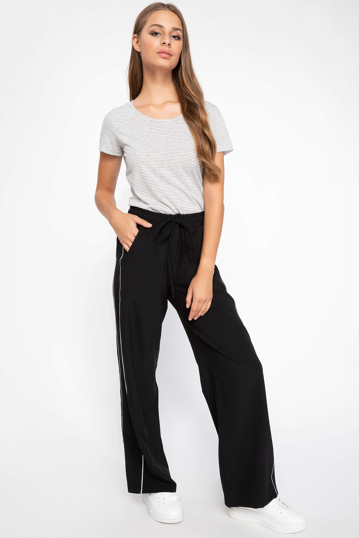 Defacto Woman Trousers. 4