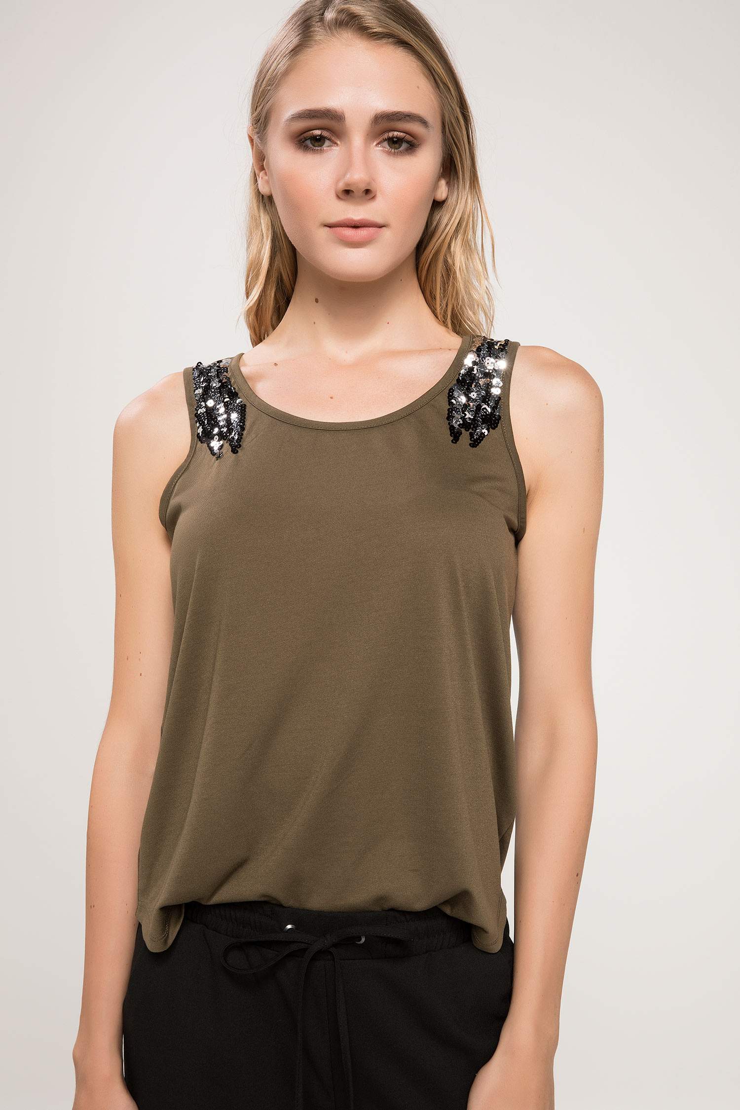 Defacto Payet Omuz Detaylı Atlet. 3