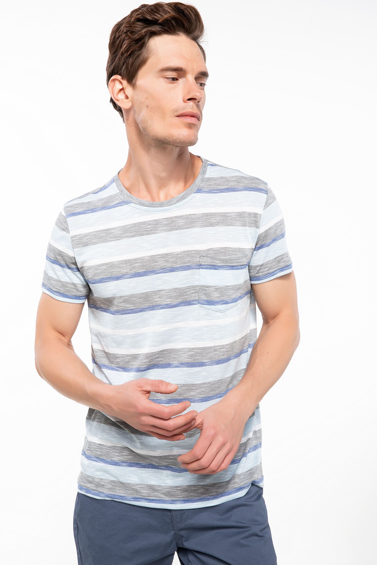 Defacto Cep Detaylı Çizgili Slim Fit T-shirt. 1