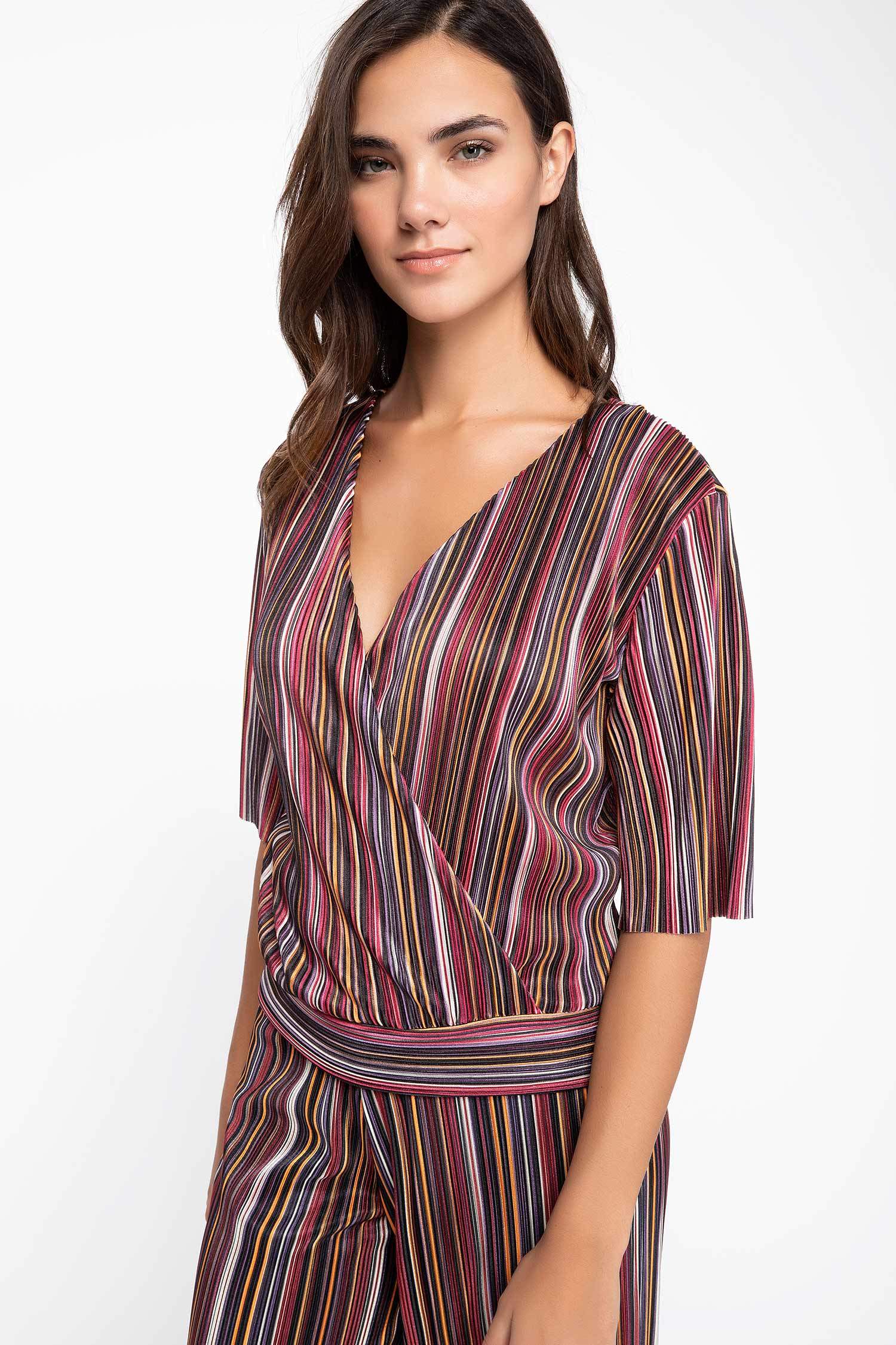 Defacto Kruvaze Yaka Çizgili Bluz. 1