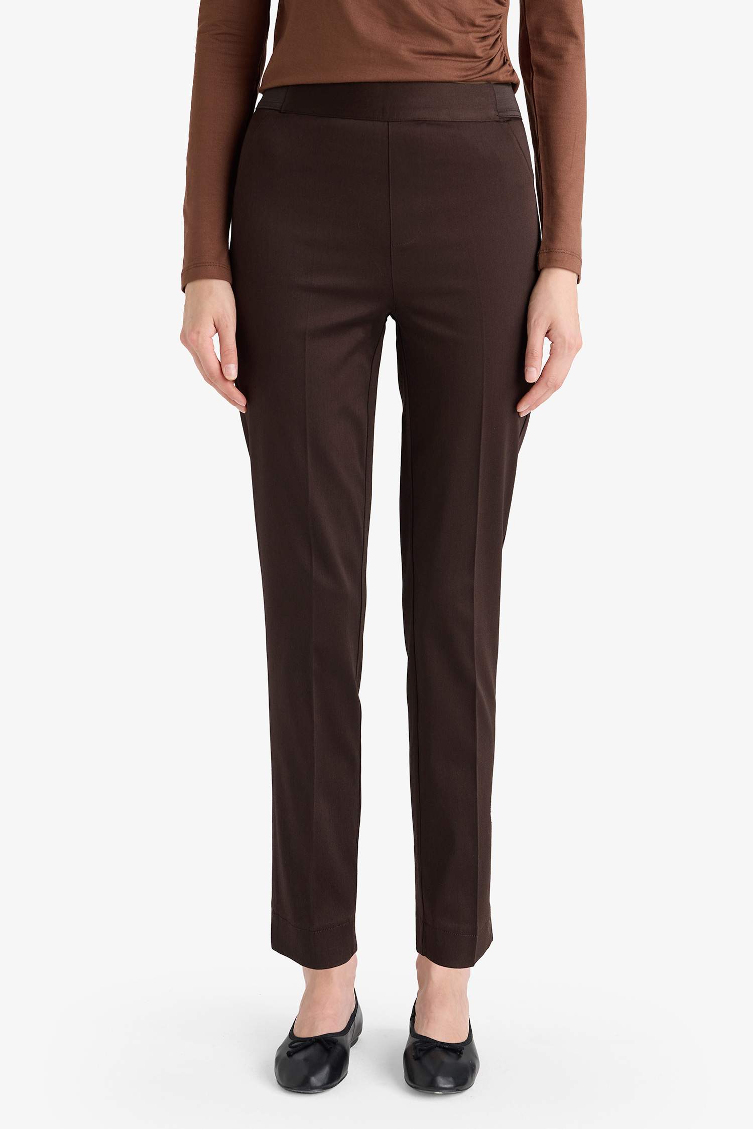 Sigaret Normal Bel Düz Paça Saten Pantolon