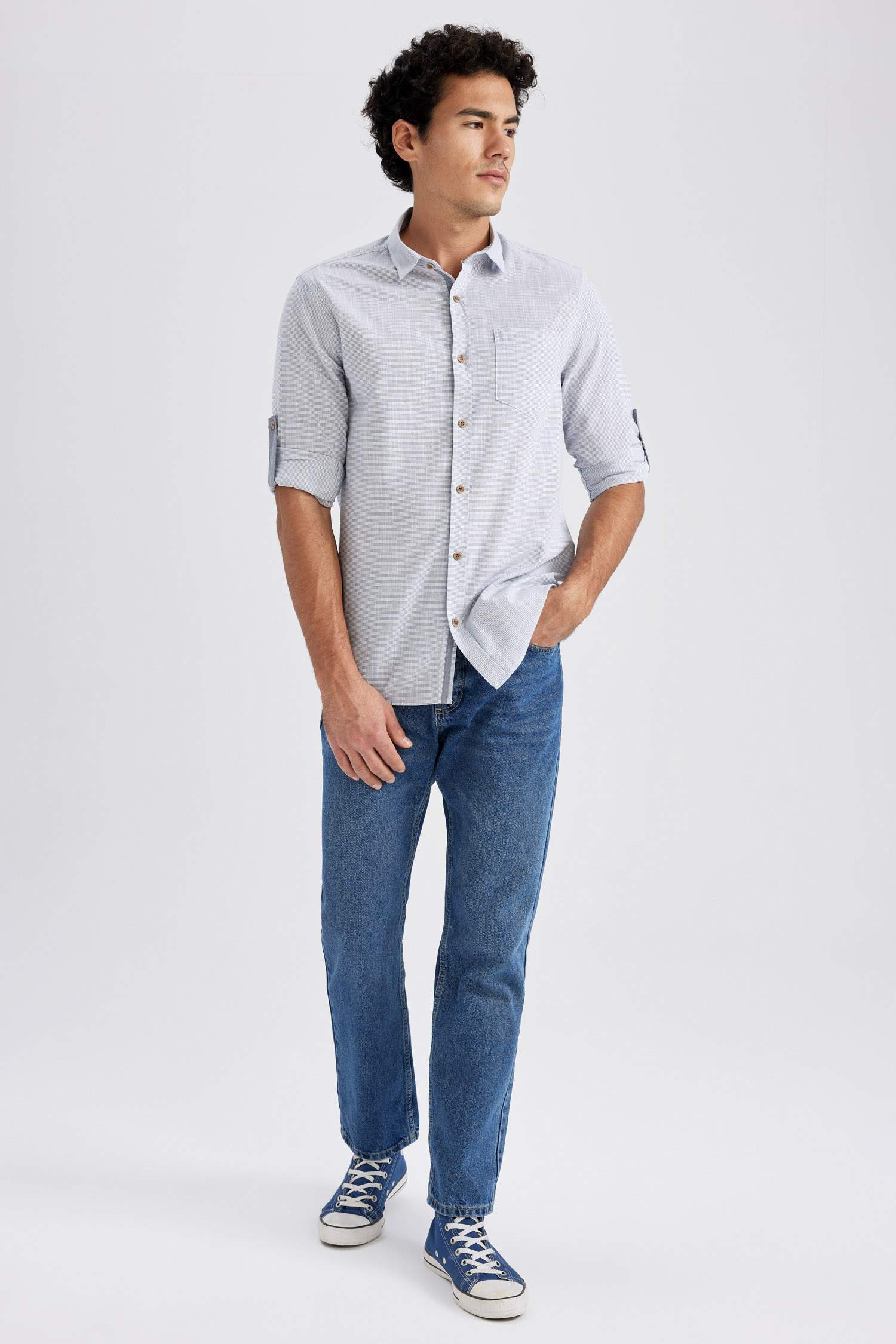 Рубашка приателнного кроя из поплина