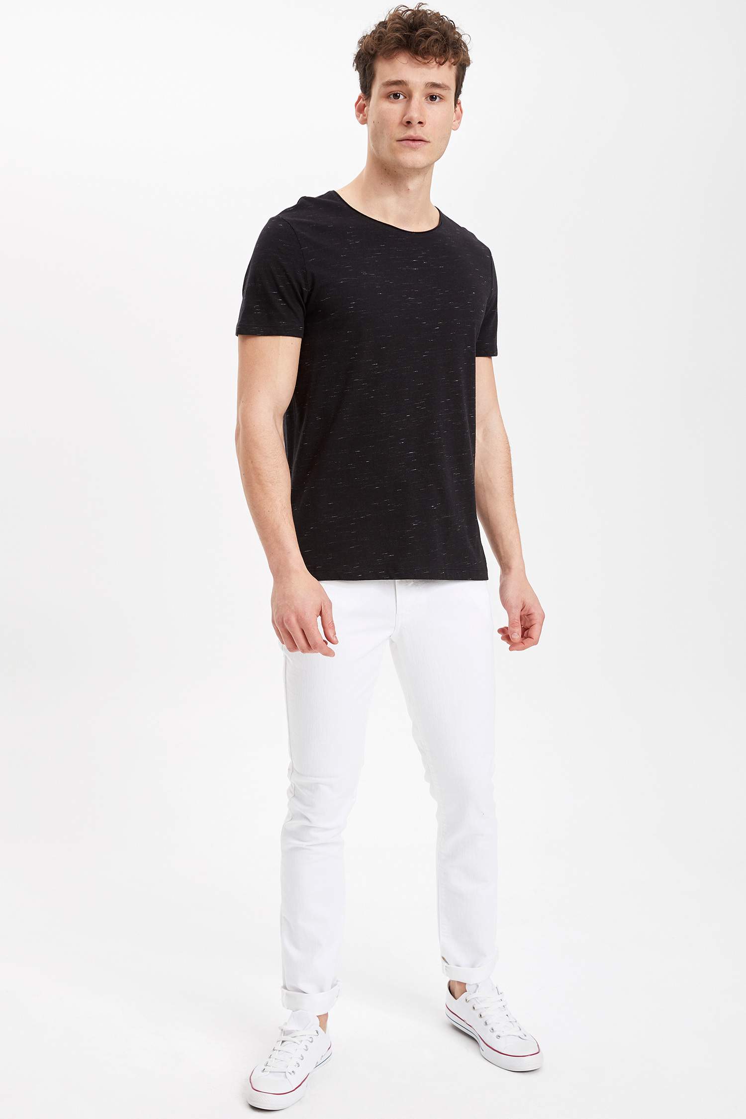 Defacto Slim Fit T-Shirt. 2