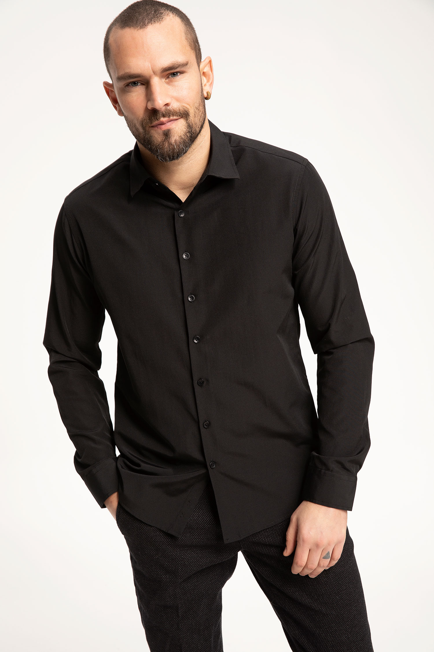 Defacto Slim Fit Gömlek. 1