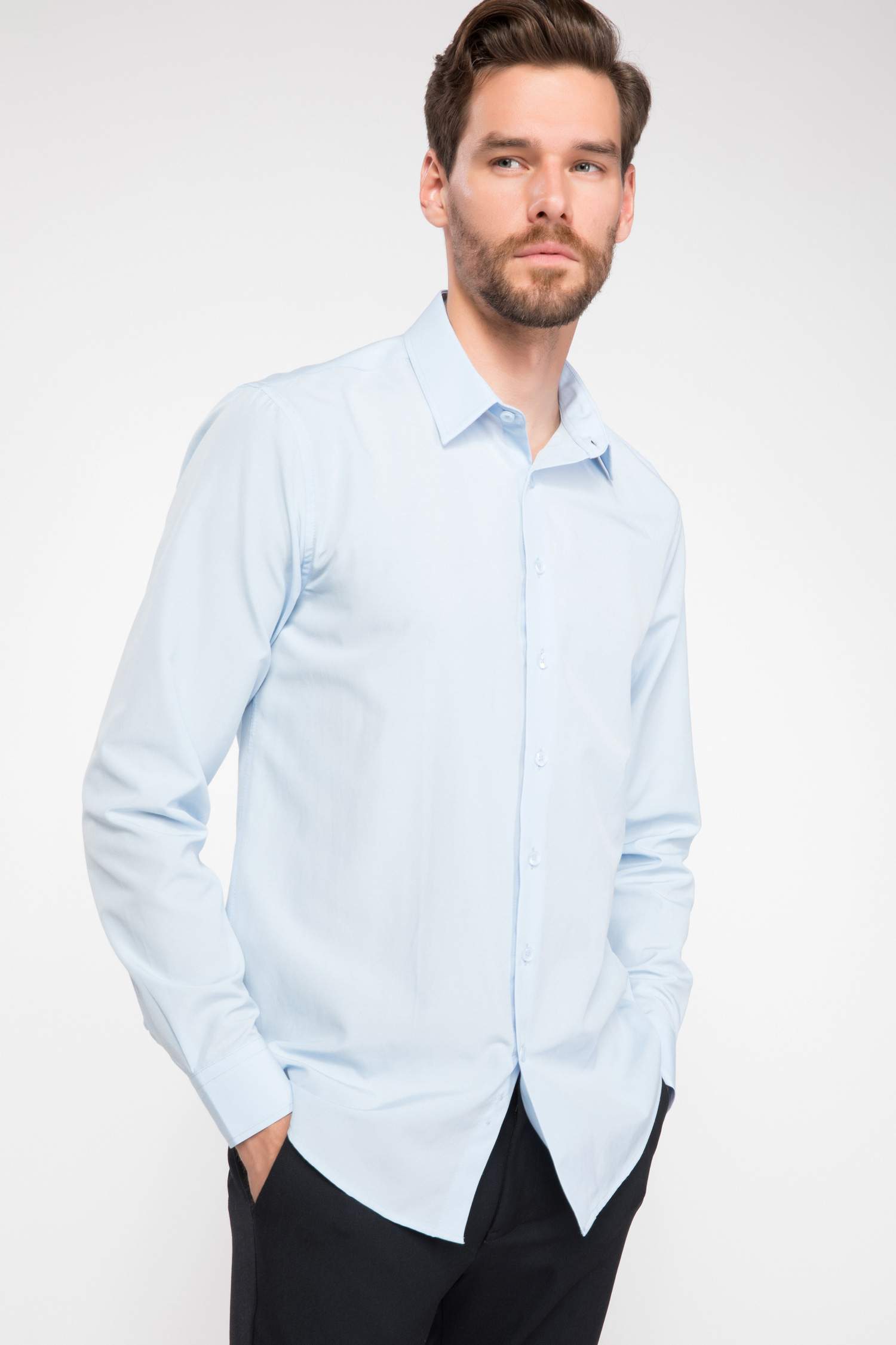 Defacto Slim Fit Gömlek. 1