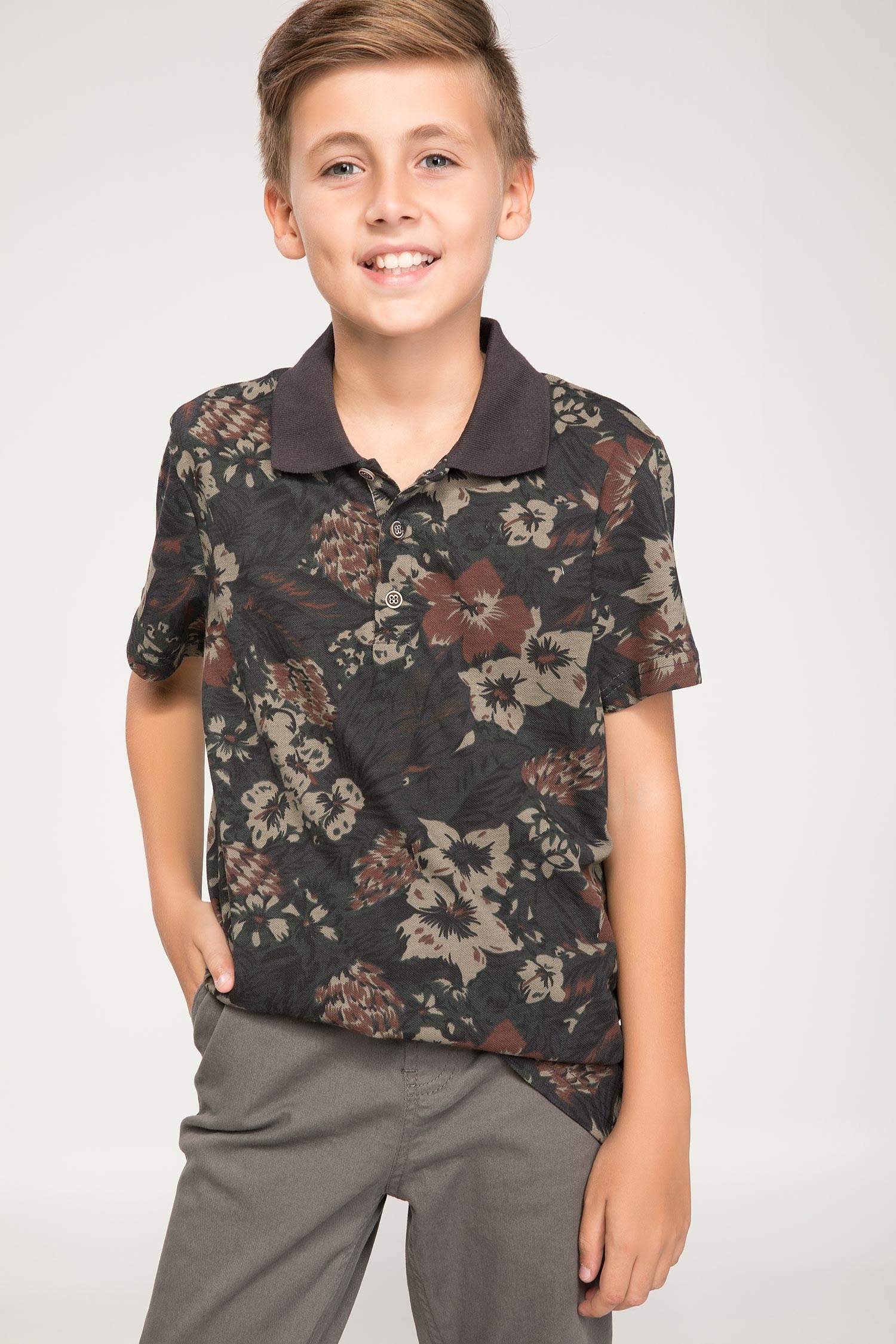 Defacto Floral Desenli Polo Yaka T-shirt. 1