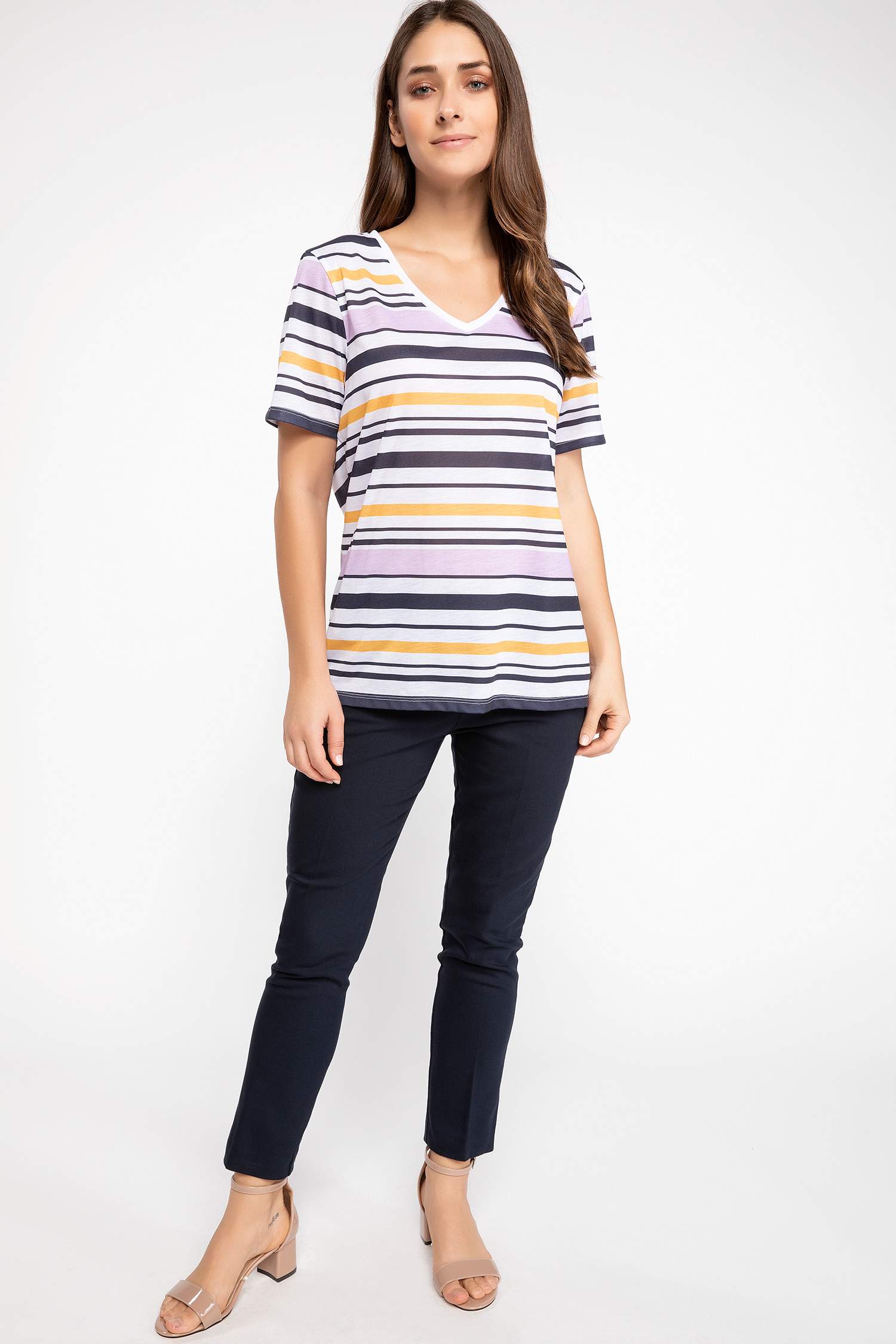 Defacto Çizgili V Yaka T-shirt. 2