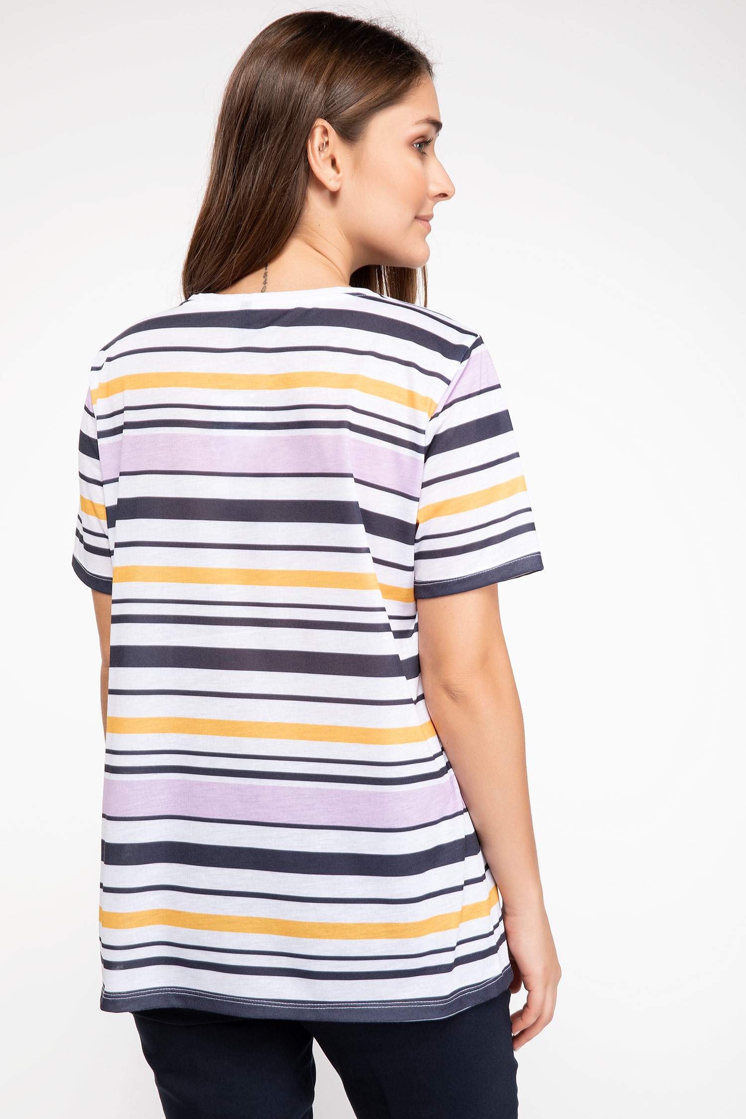 Defacto Çizgili V Yaka T-shirt. 3