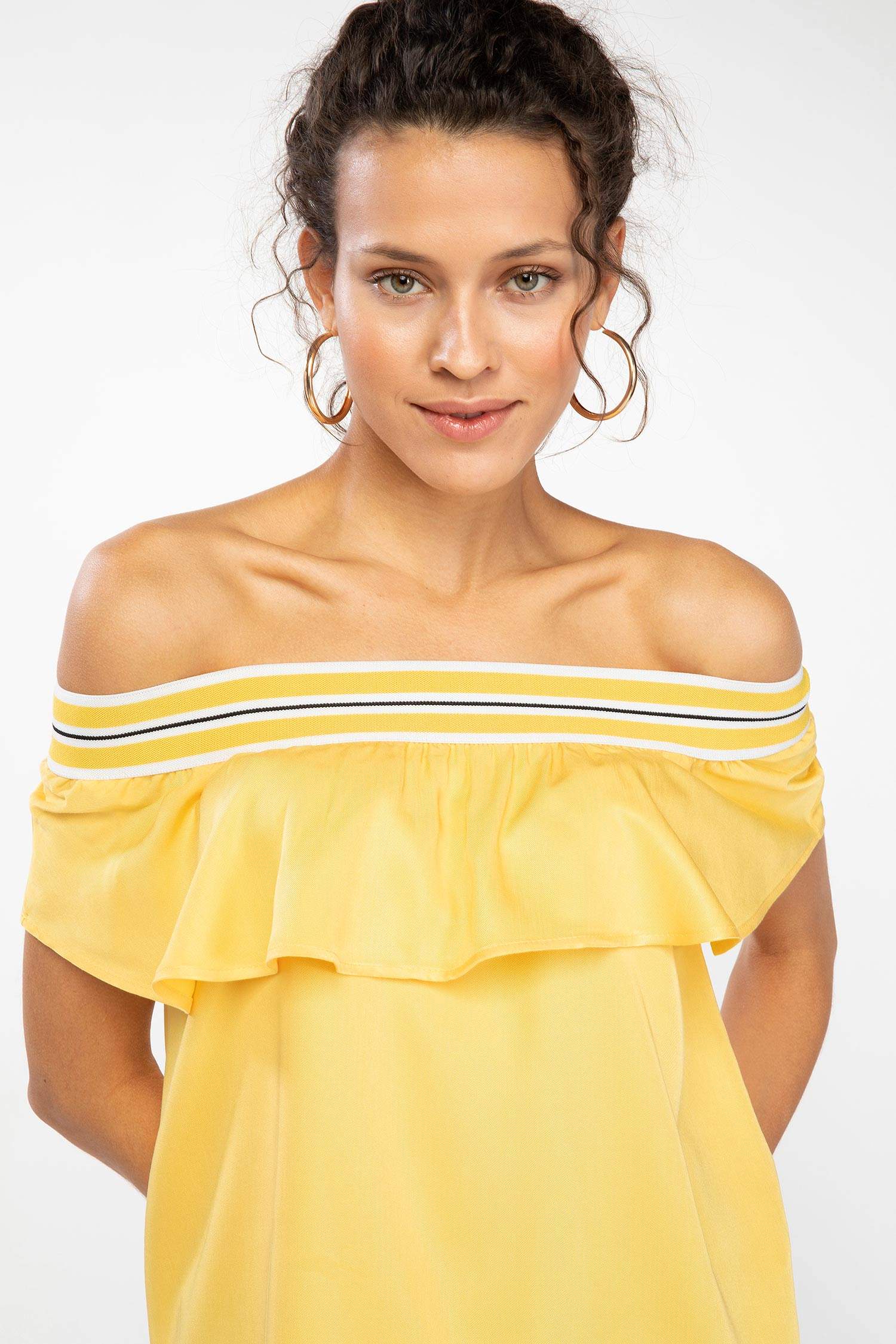 Defacto Fırfırlı Straplez Bluz. 3