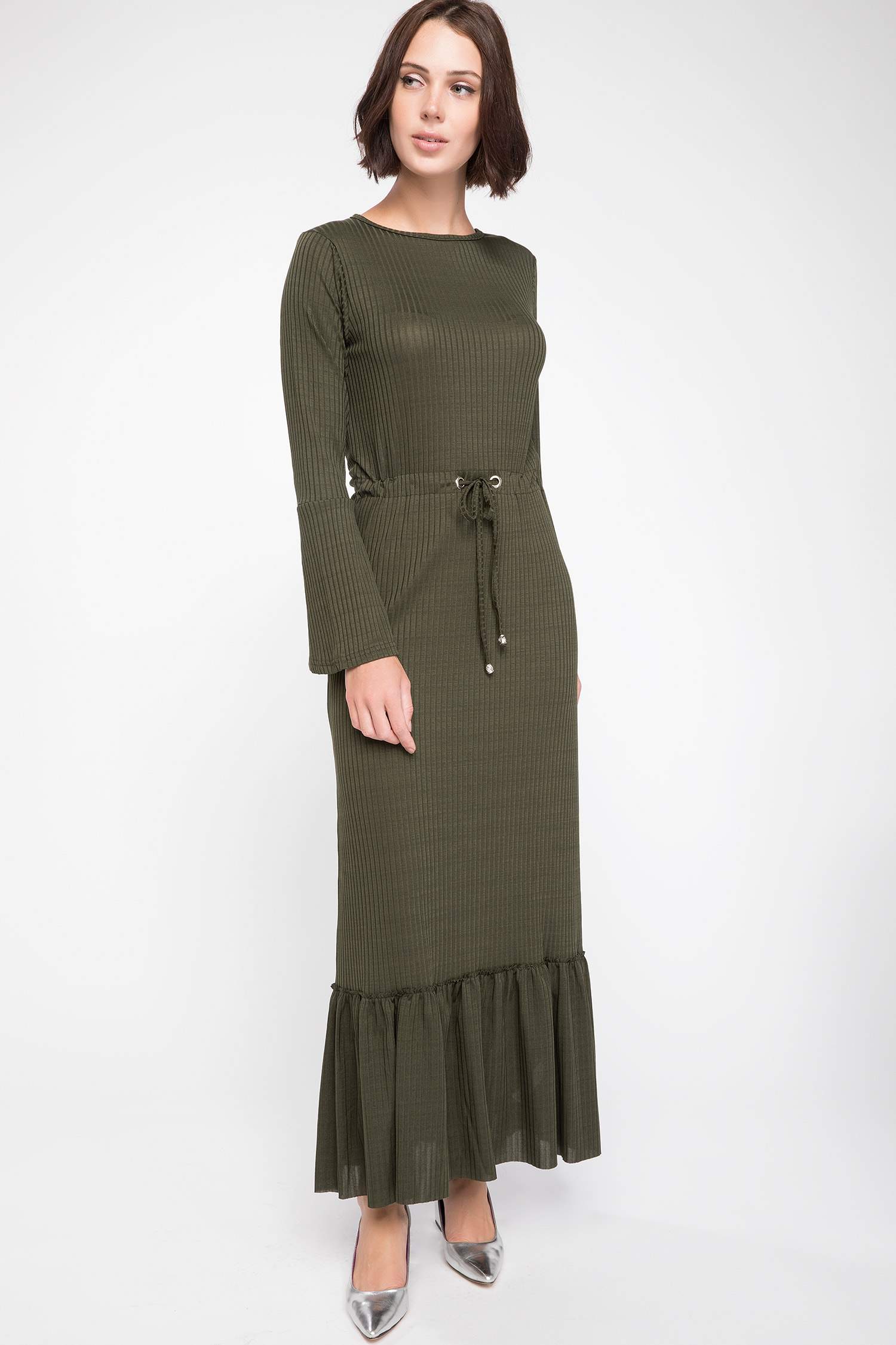 Defacto Etek Ucu Volan Detaylı Belden Büzgülü Elbise. 3