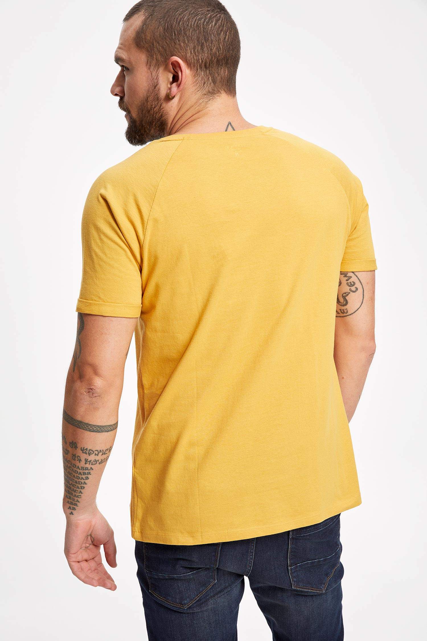 Defacto Kısa Kollu Slim Fit T-shirt. 4