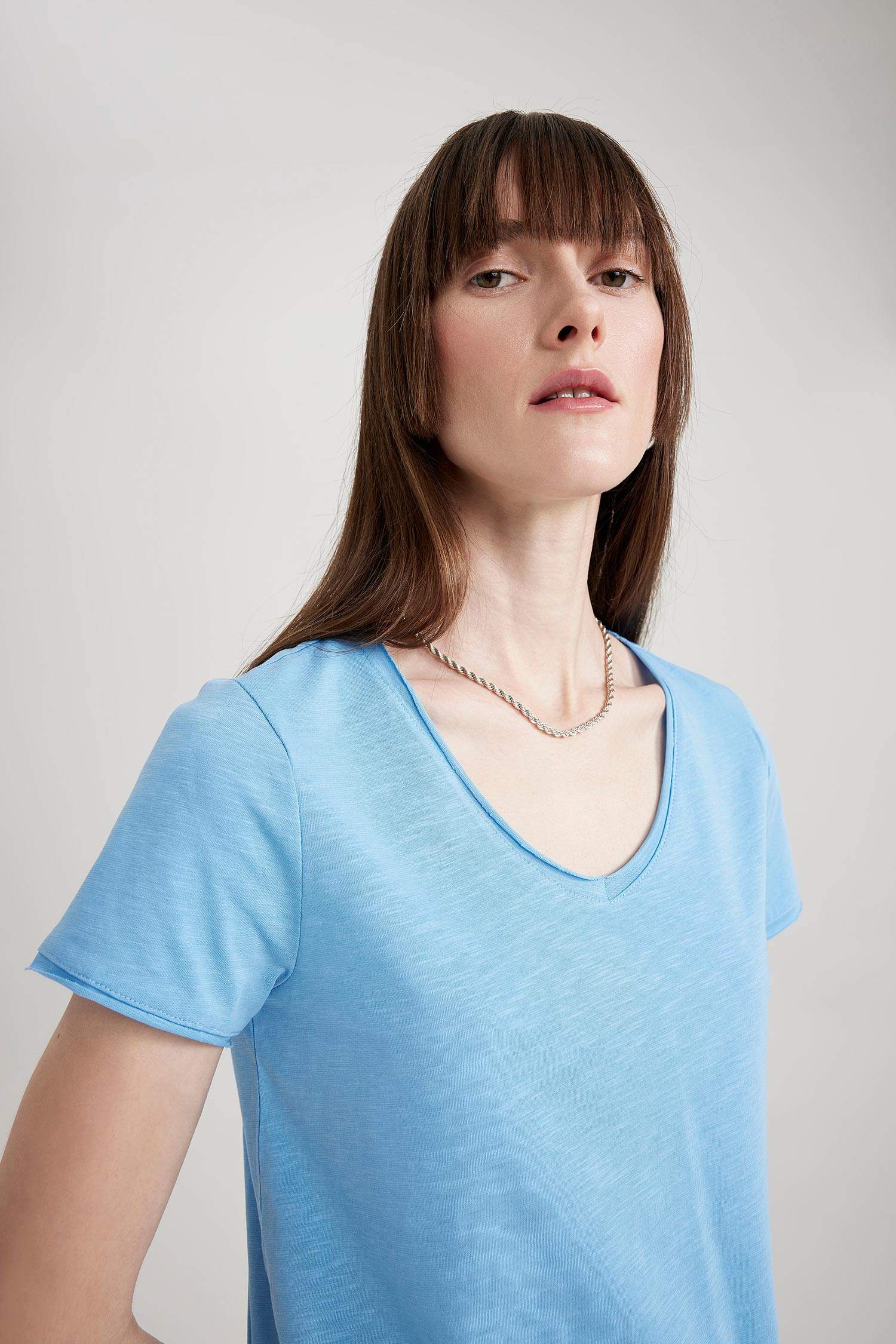 Regular Fit V Neck Short Sleeve Cotton Basic T-Shirt