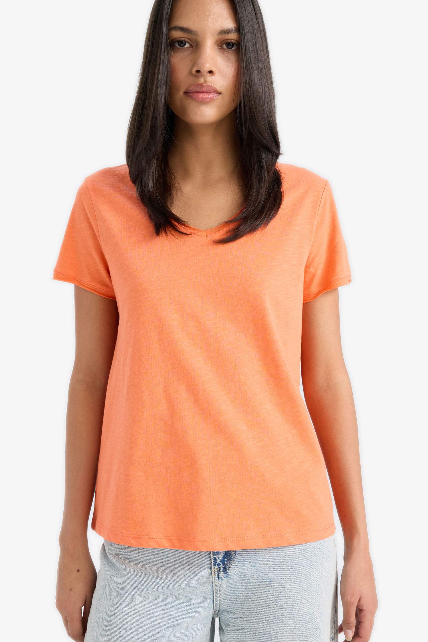 Regular Fit V Yaka Basic Düz Kısa Kollu Tişört