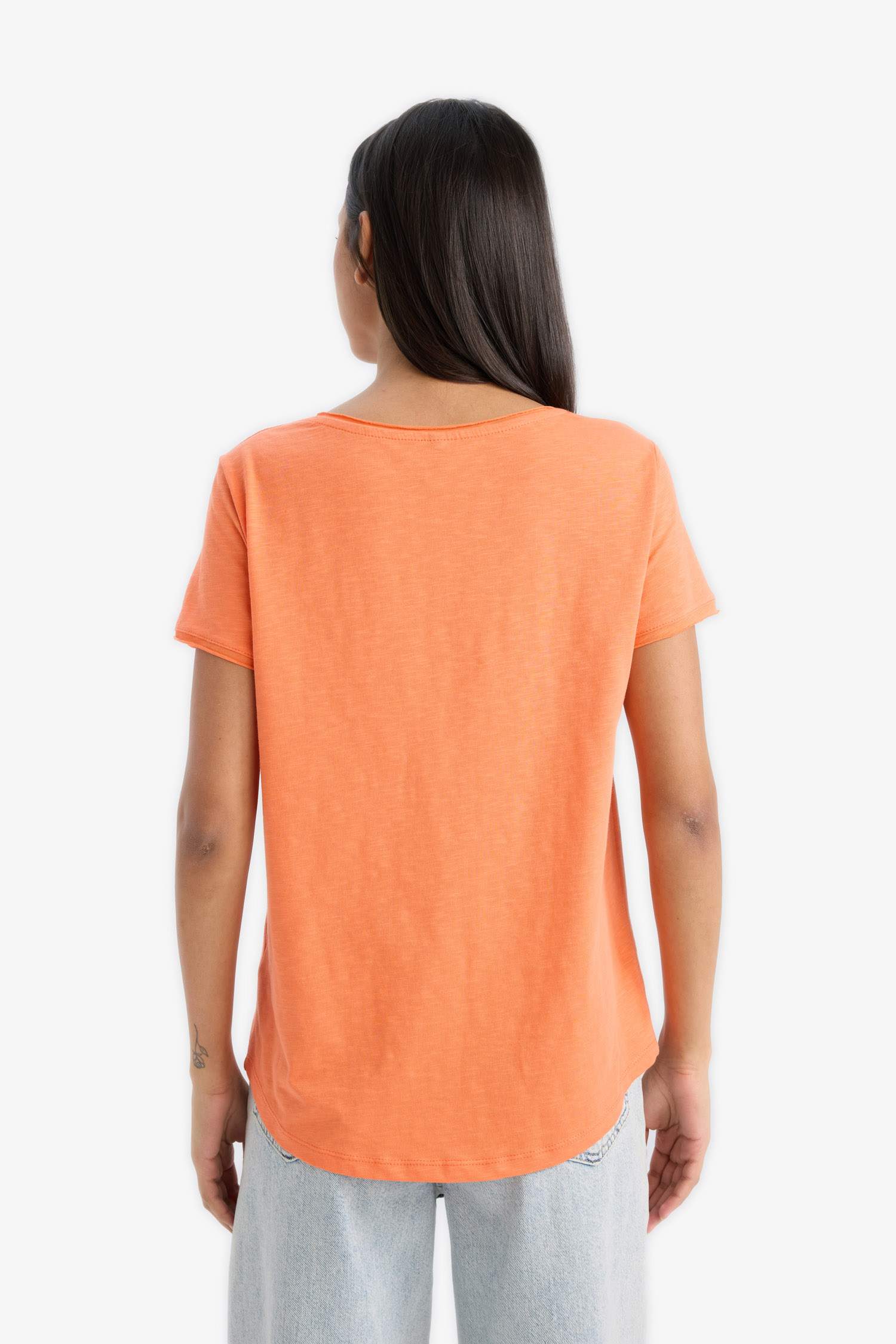 Regular Fit V Yaka Basic Düz Kısa Kollu Tişört