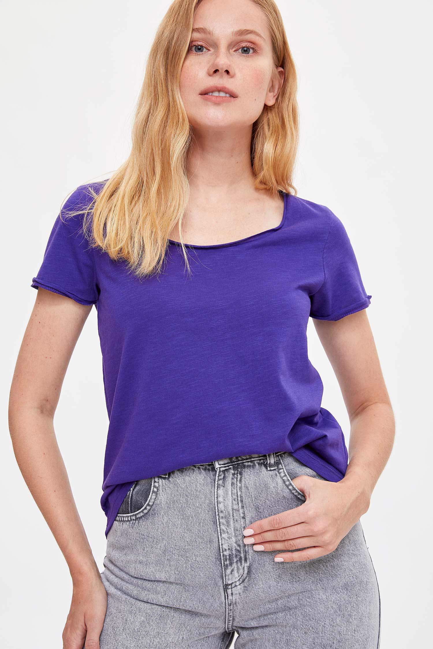 Defacto Pis Yakalı Kısa Kollu T-shirt. 1