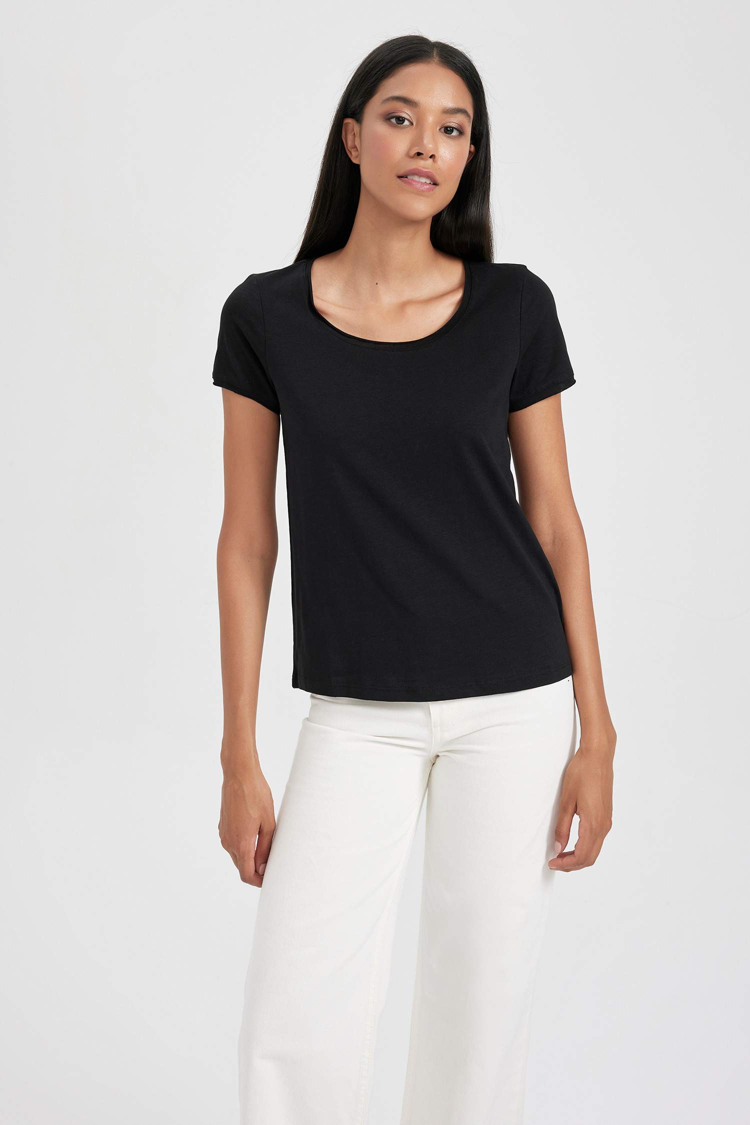 T-Shirt Coton coupe régulière à Manches Courtes