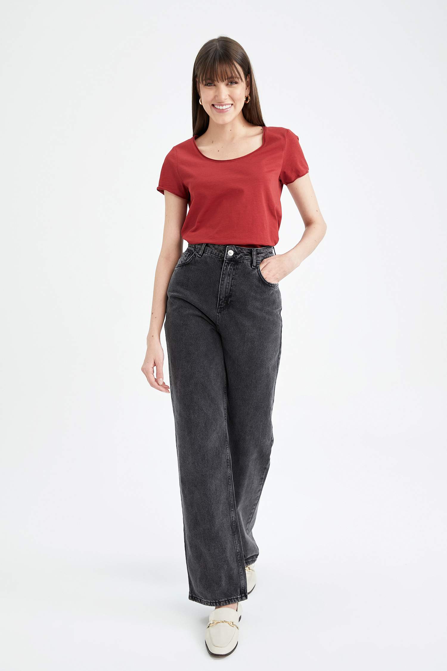 Regular Fit Bisiklet Yaka Basic Düz Kısa Kollu Tişört