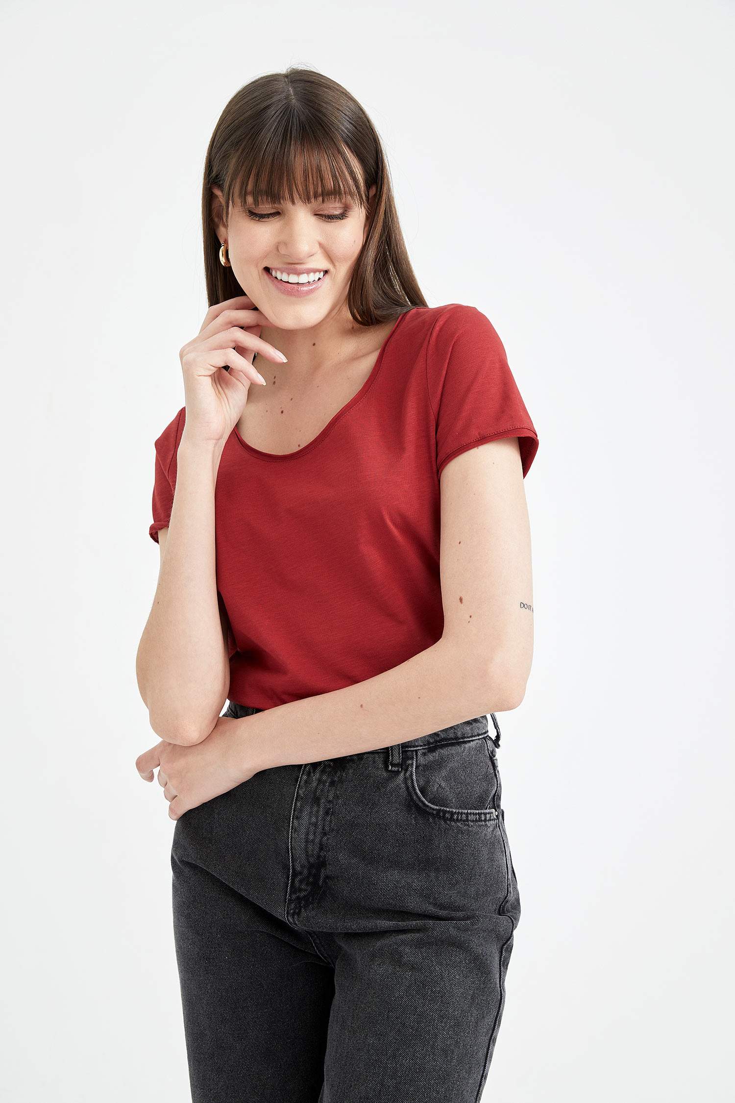 Regular Fit Bisiklet Yaka Basic Düz Kısa Kollu Tişört