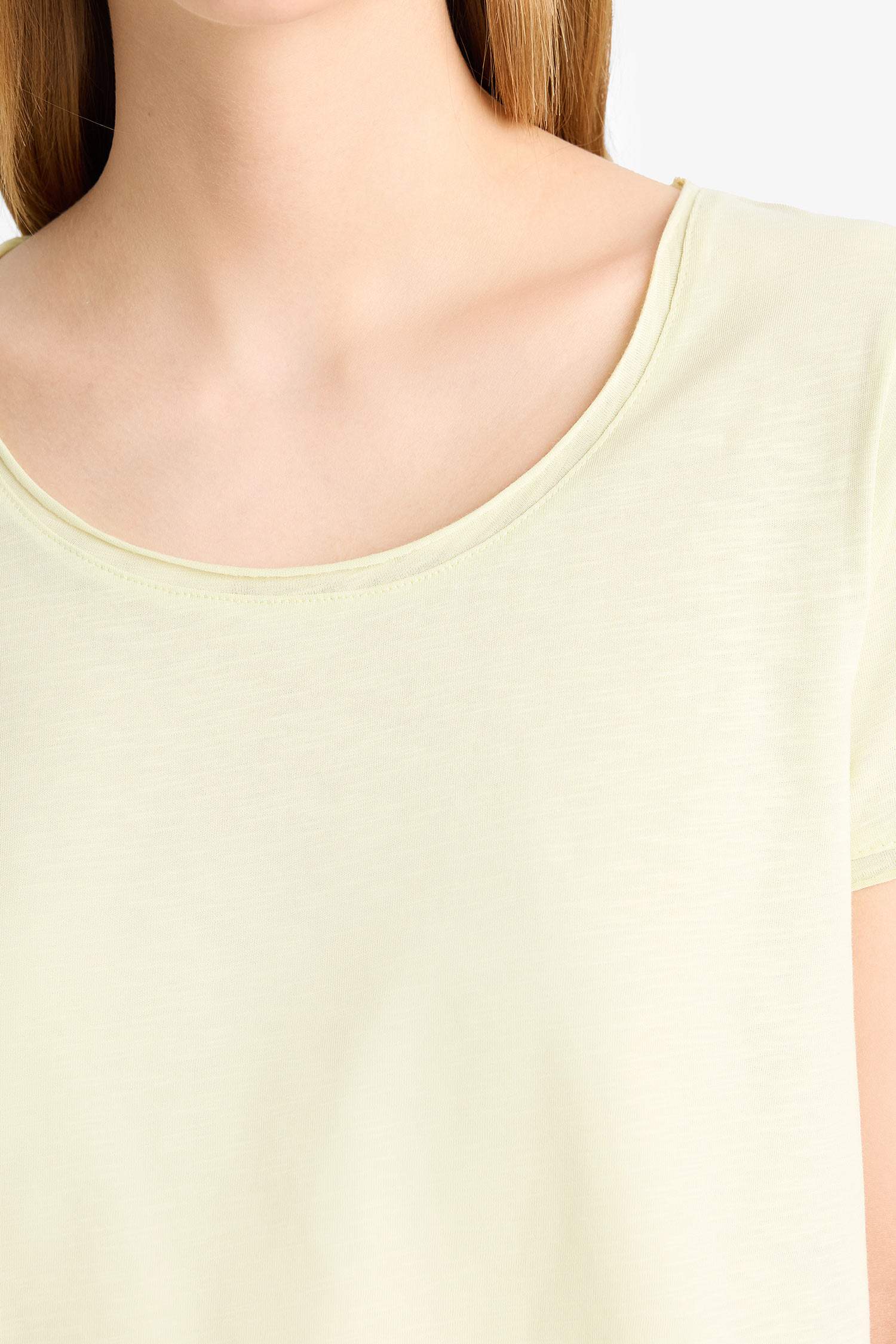 Regular Fit Basic Short Sleeve T-Shirt