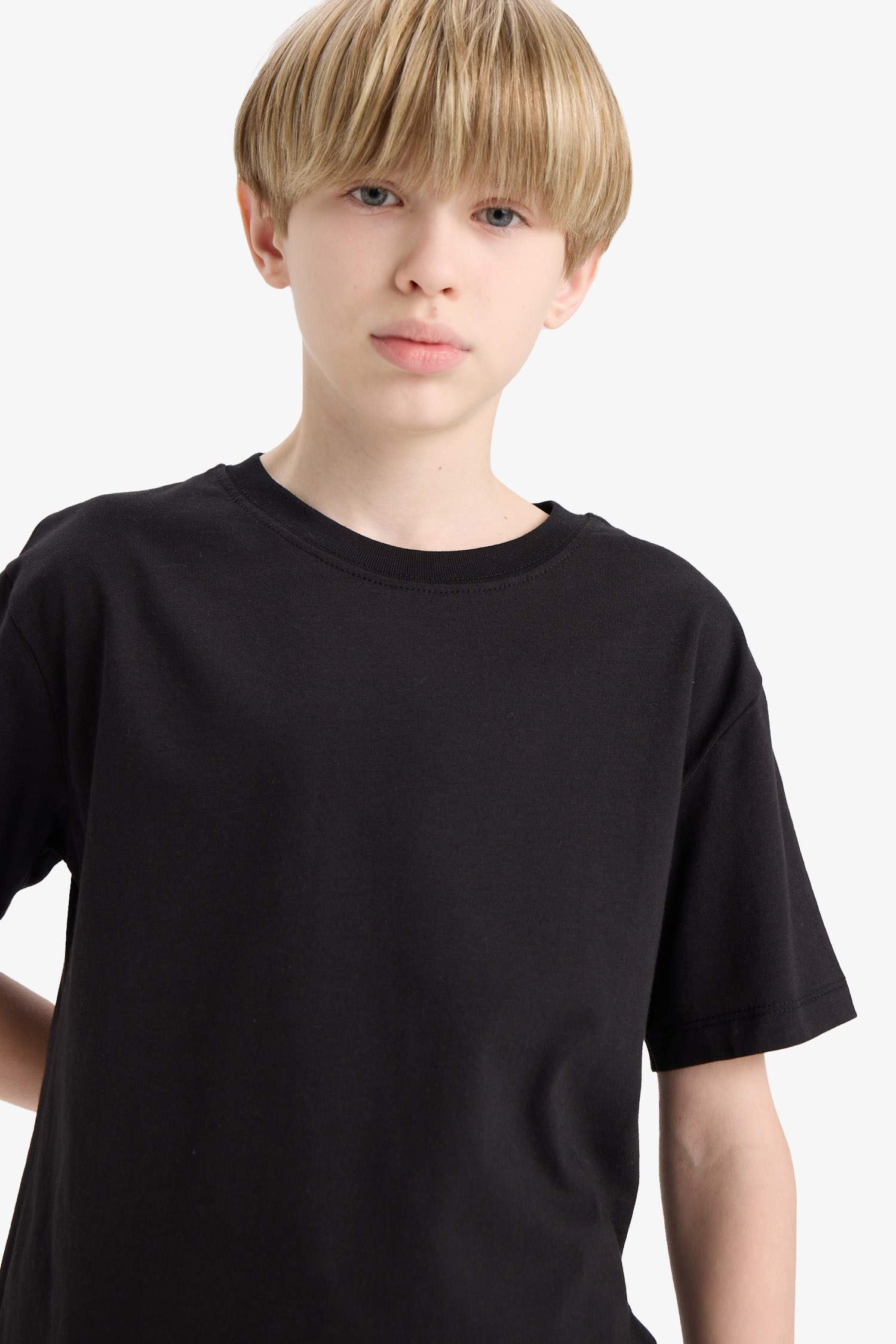 Erkek Çocuk Bisiklet Yaka Basic Düz Kısa Kollu Okul Tişörtü