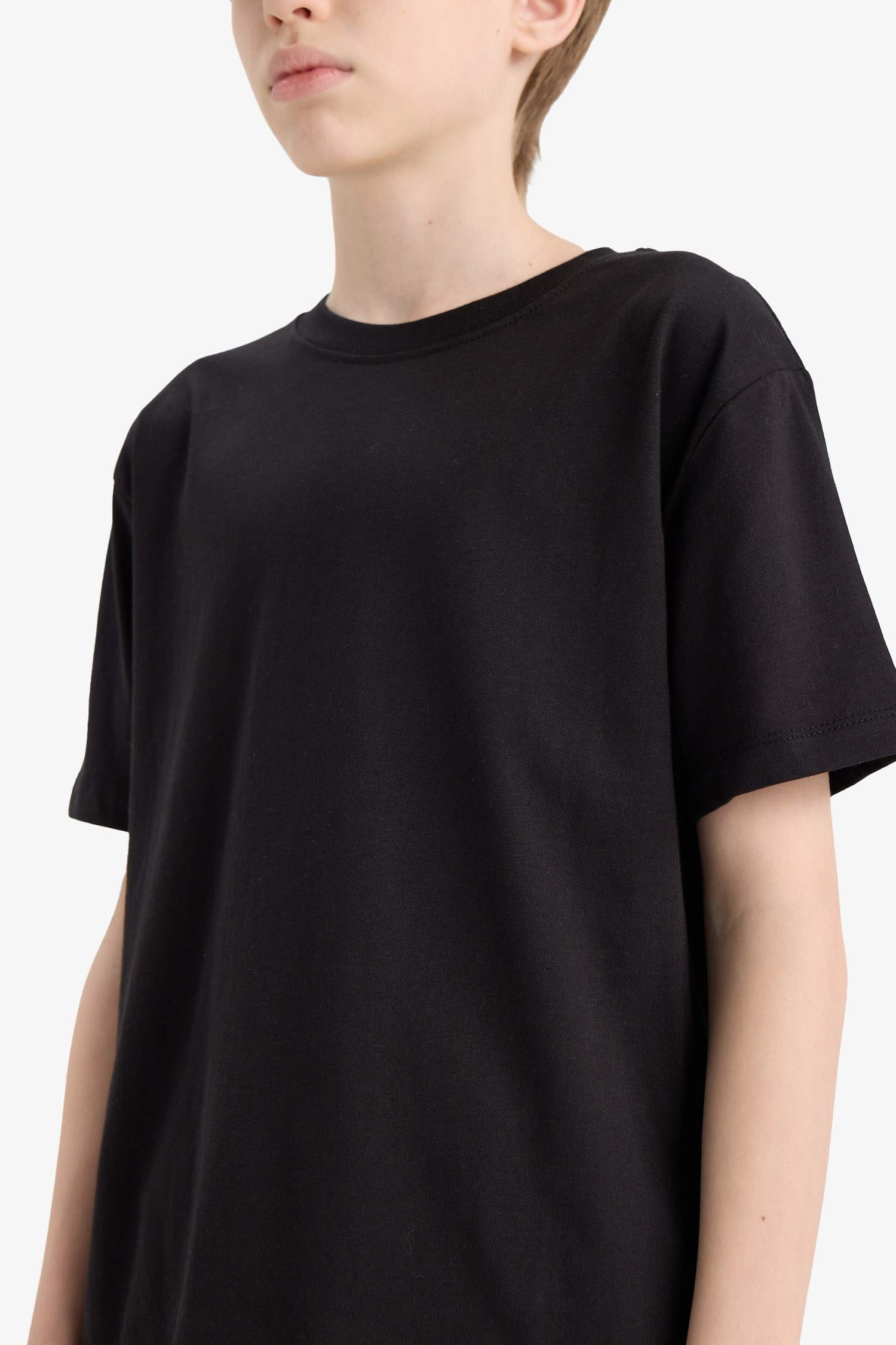 Erkek Çocuk Bisiklet Yaka Basic Düz Kısa Kollu Okul Tişörtü