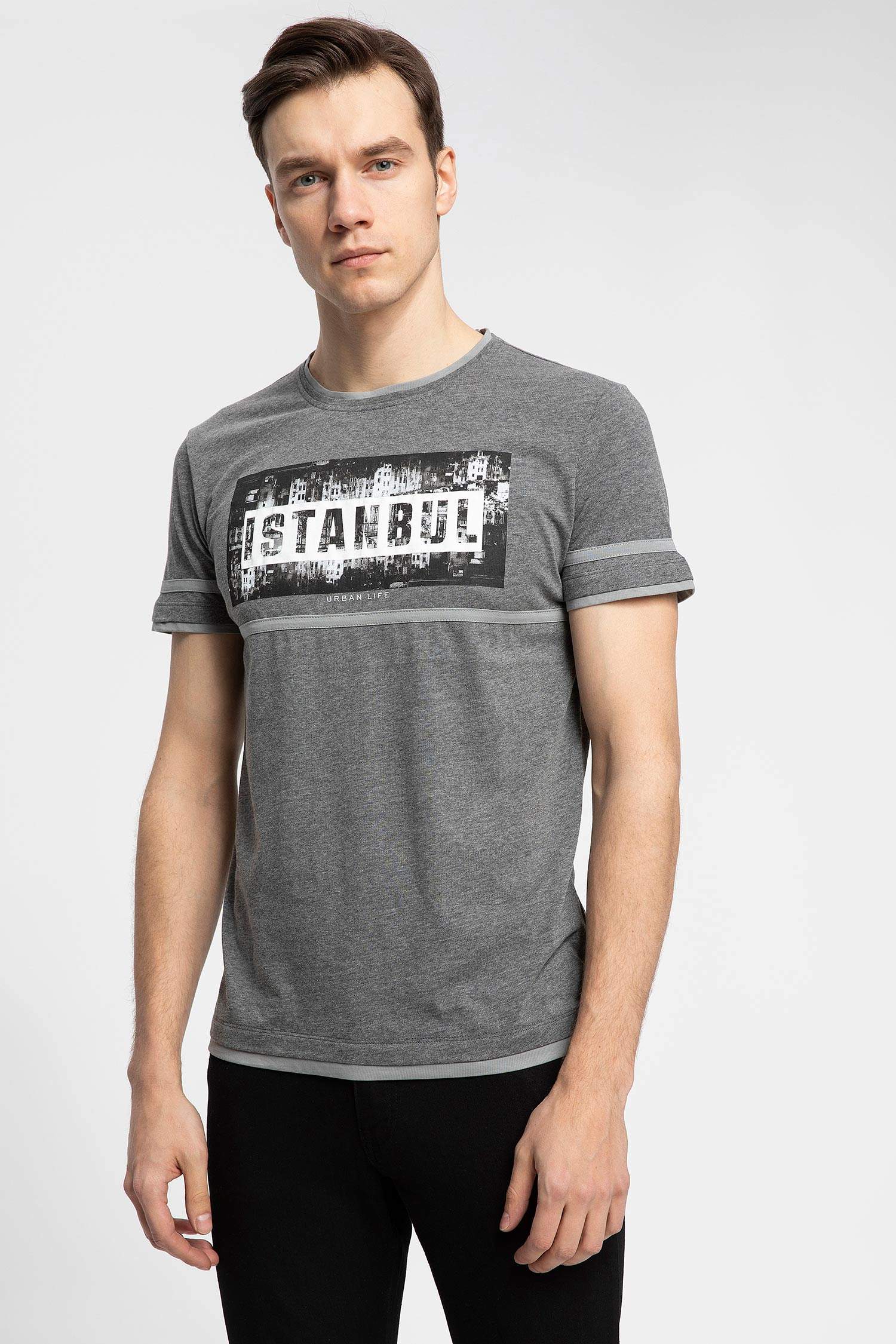 Defacto İstanbul Baskılı Şerit Detaylı Slim Fit T-shirt. 2