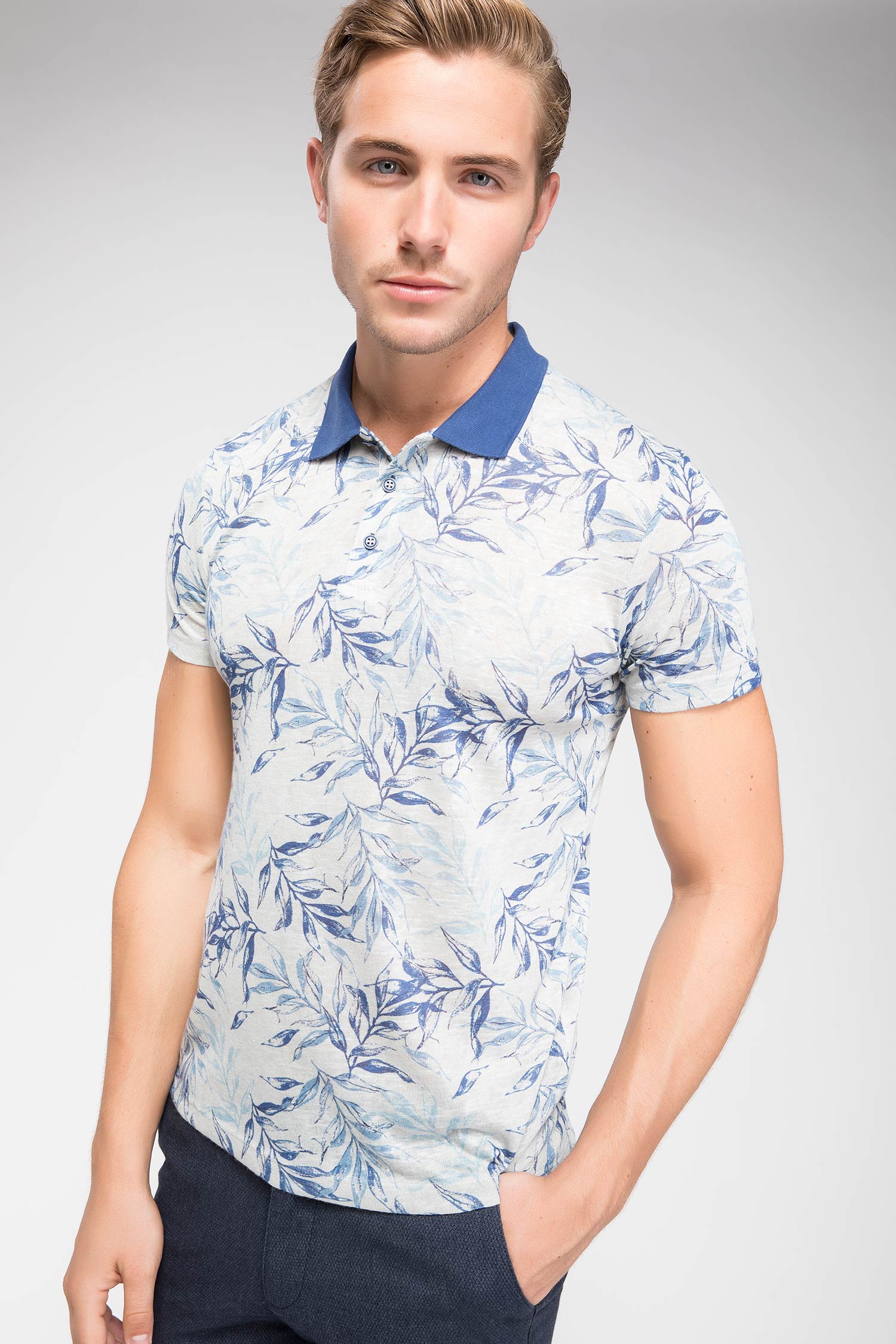 Defacto Polo Slim Fit T-shirt. 1