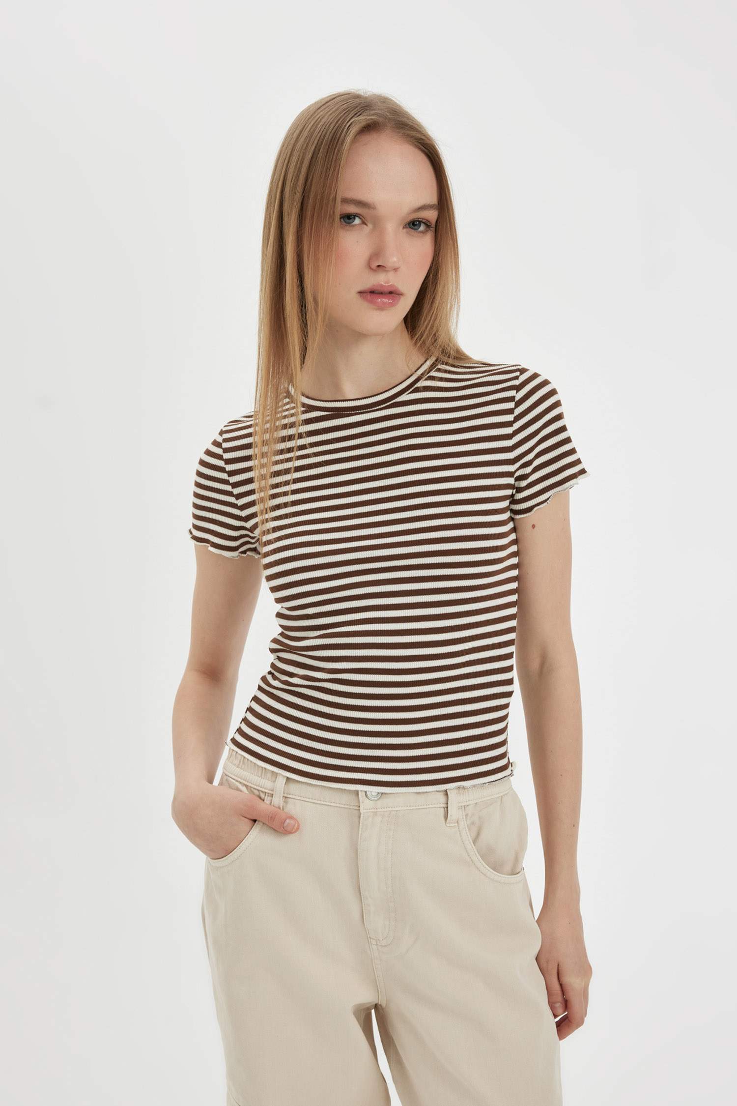 Fitted Crew Neck Striped T-Shirt