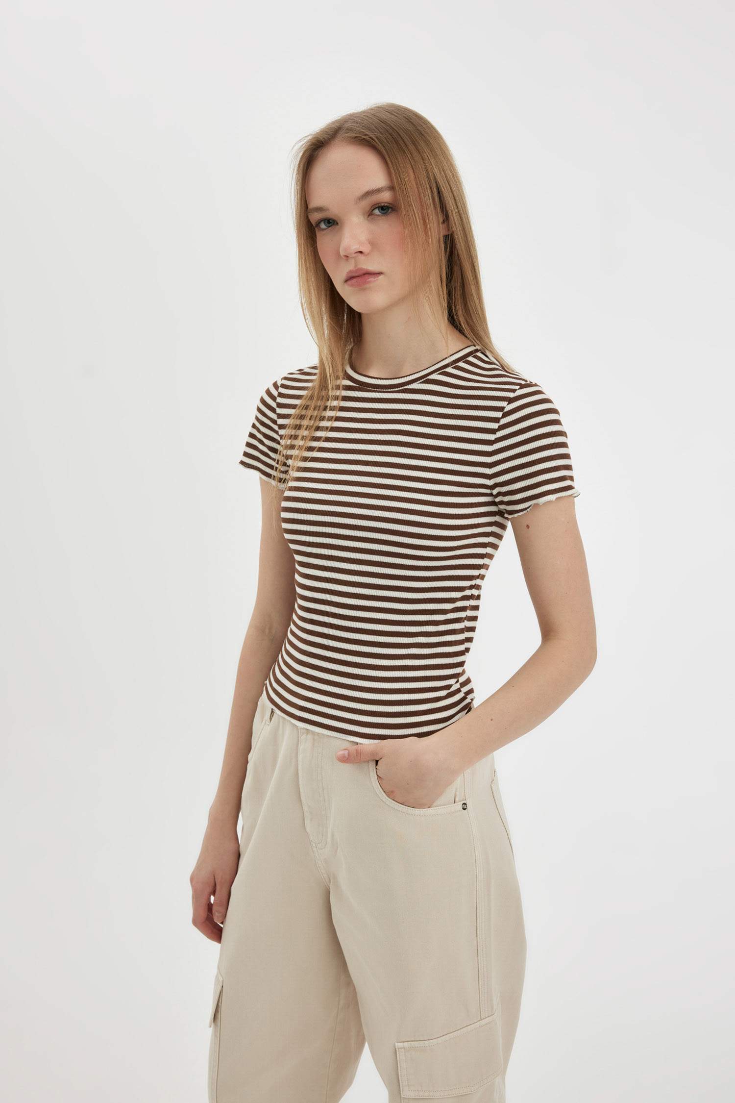 Fitted Crew Neck Striped T-Shirt