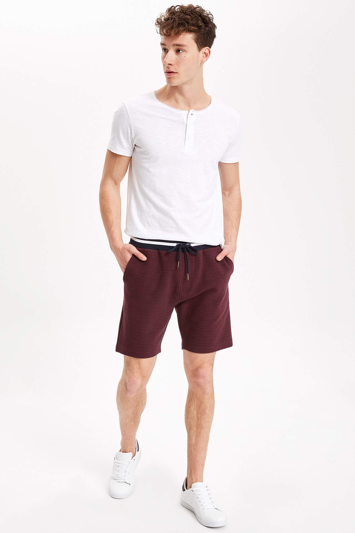 Defacto Regular Fit Şort. 2