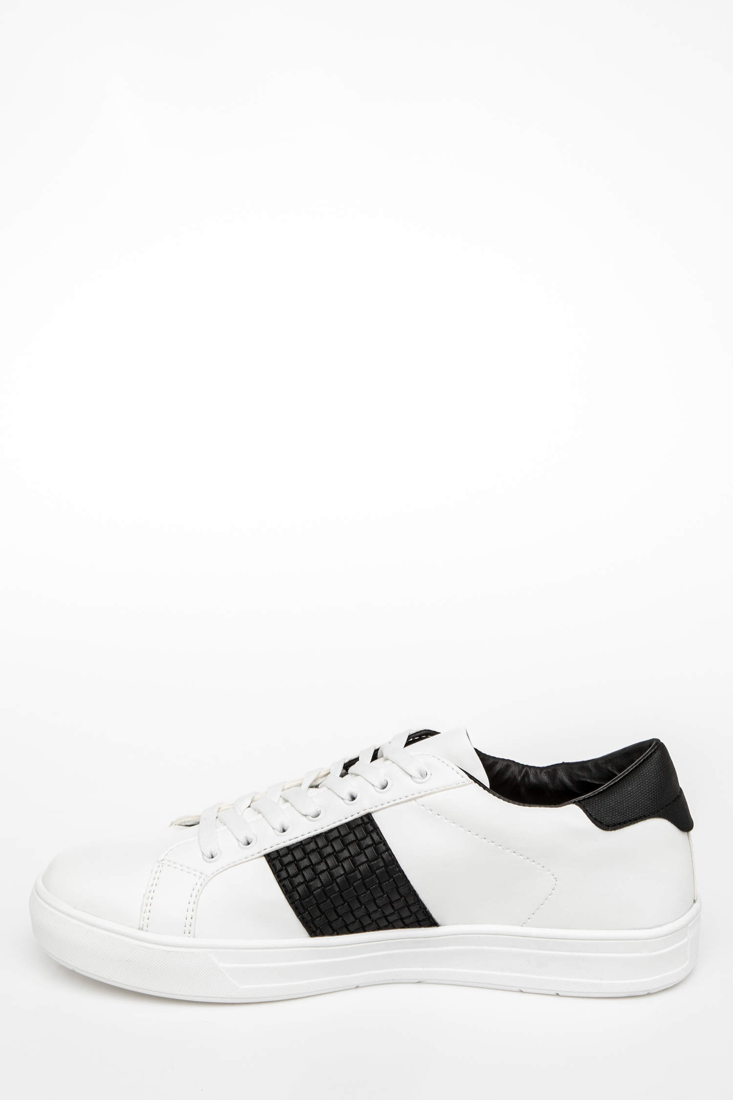 Defacto Şerit Detaylı Sneaker. 2