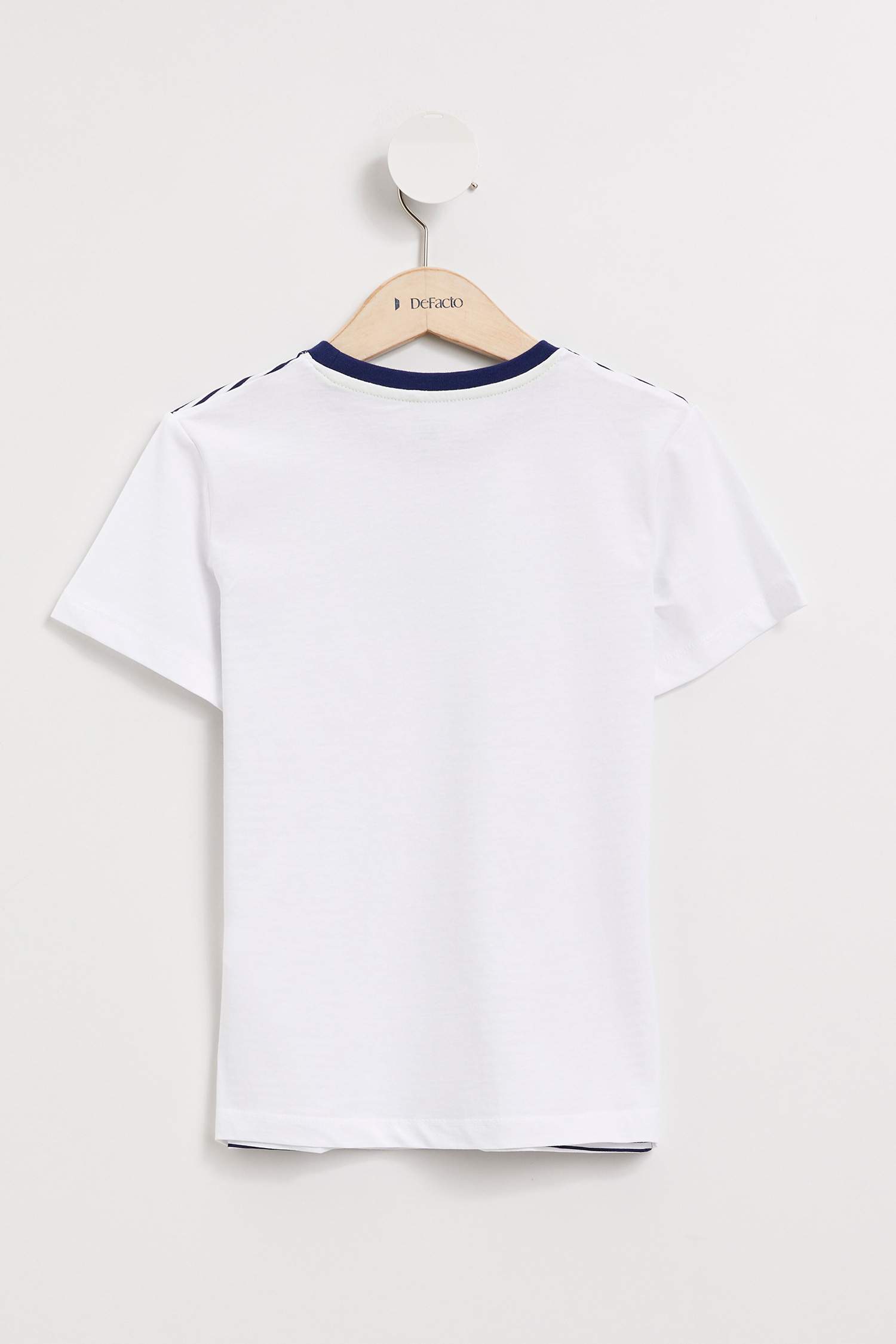 Defacto Şekil Değiştiren Baskılı T-shirt. 3