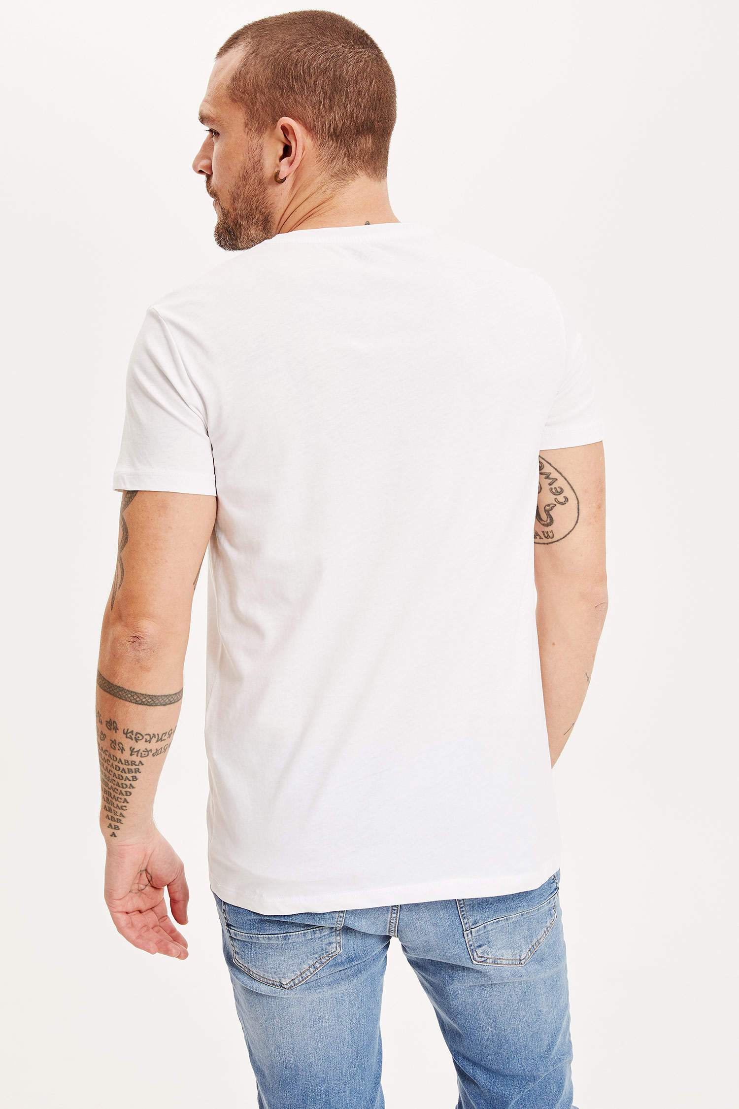 Defacto Baskılı Ekstra Slim Fit T-Shirt. 4