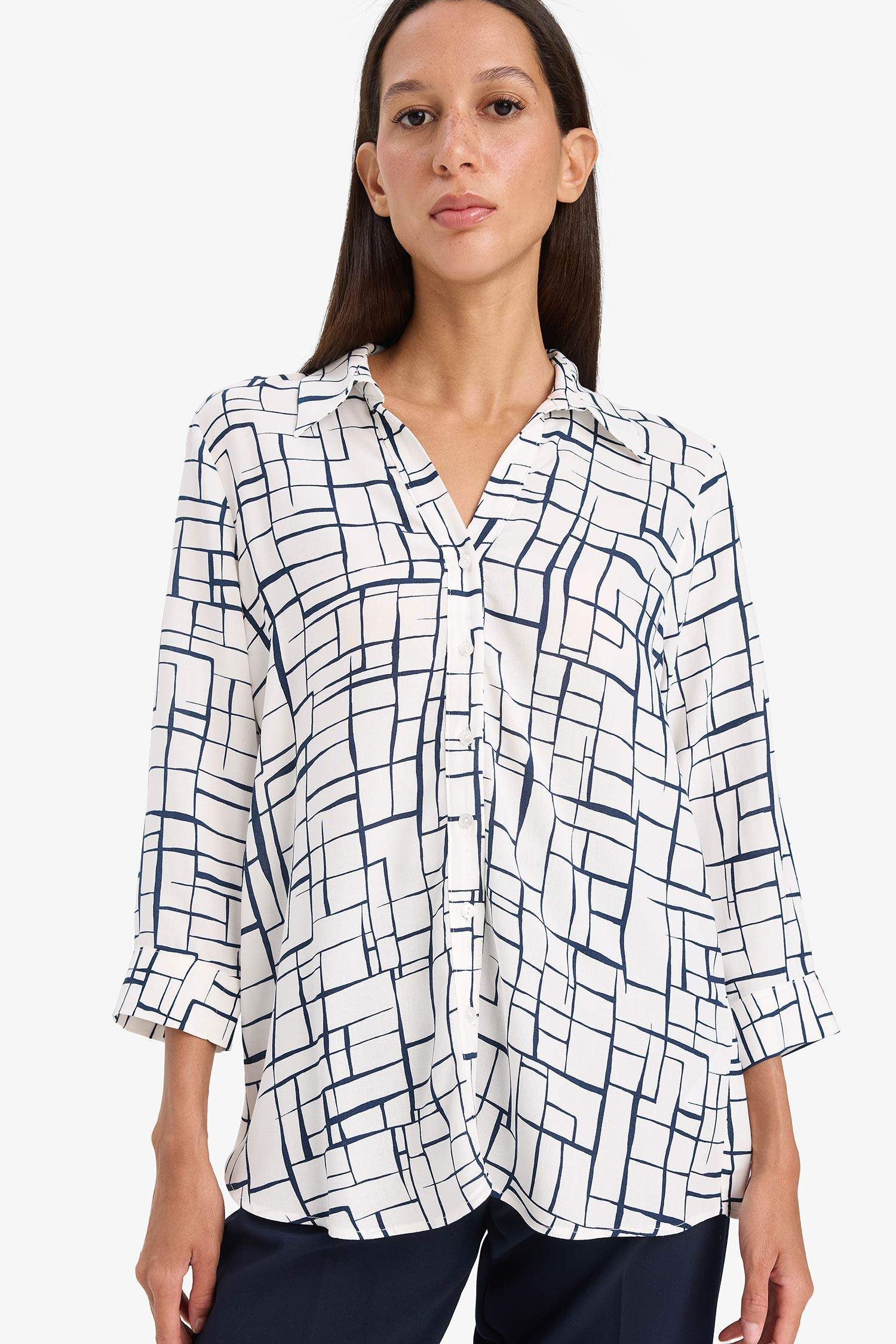 Regular Fit Kareli Uzun Kollu Gömlek