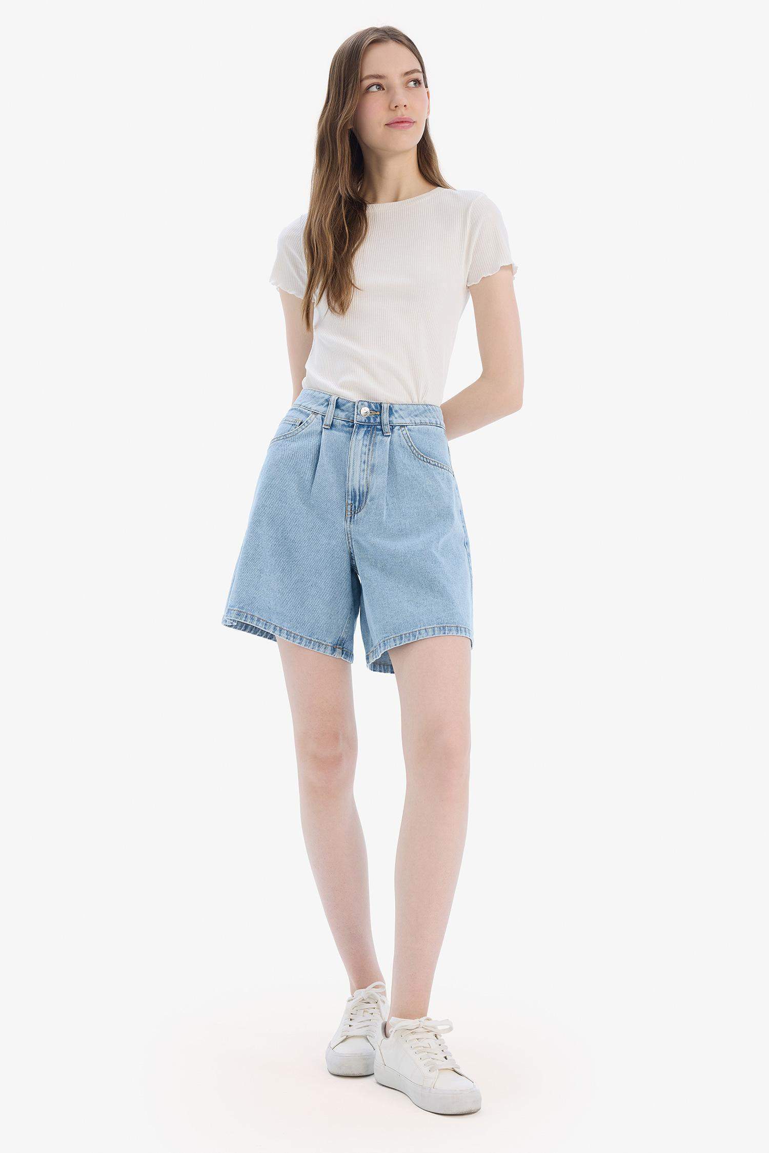 Fitted Bisiklet Yaka Basic Düz Fitilli Kaşkorse Kısa Kollu Beyaz Tişört