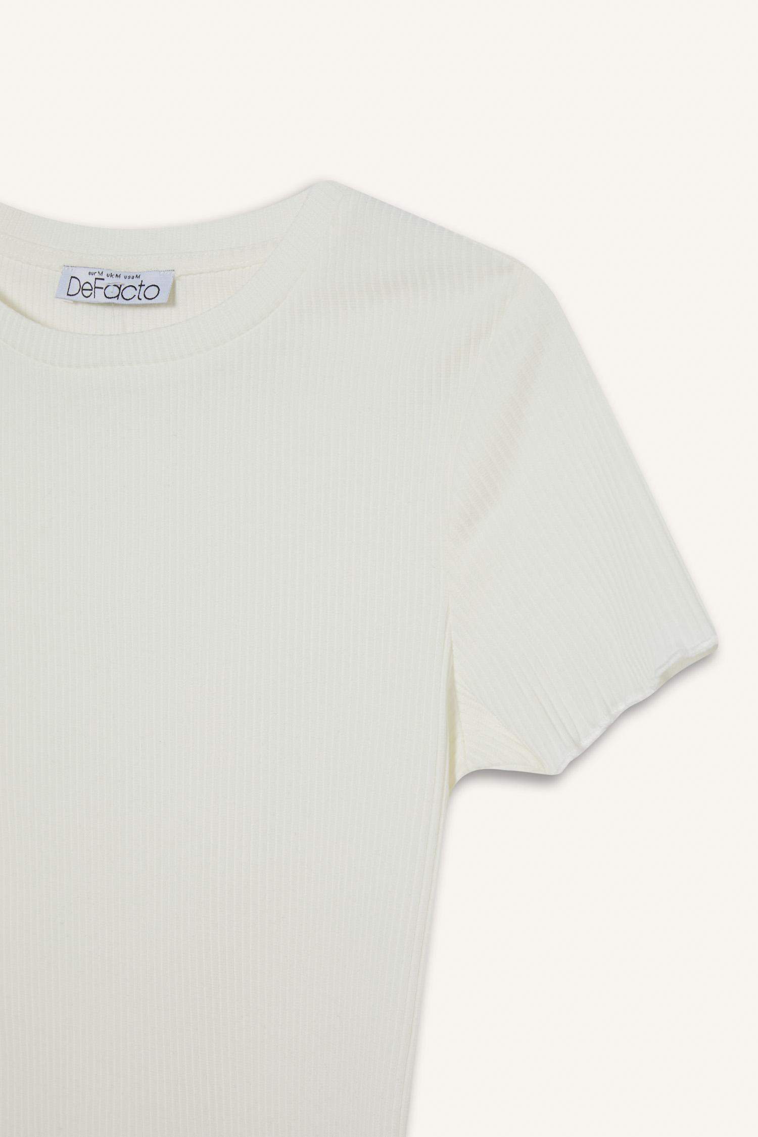 Fitted Bisiklet Yaka Basic Düz Fitilli Kaşkorse Kısa Kollu Beyaz Tişört