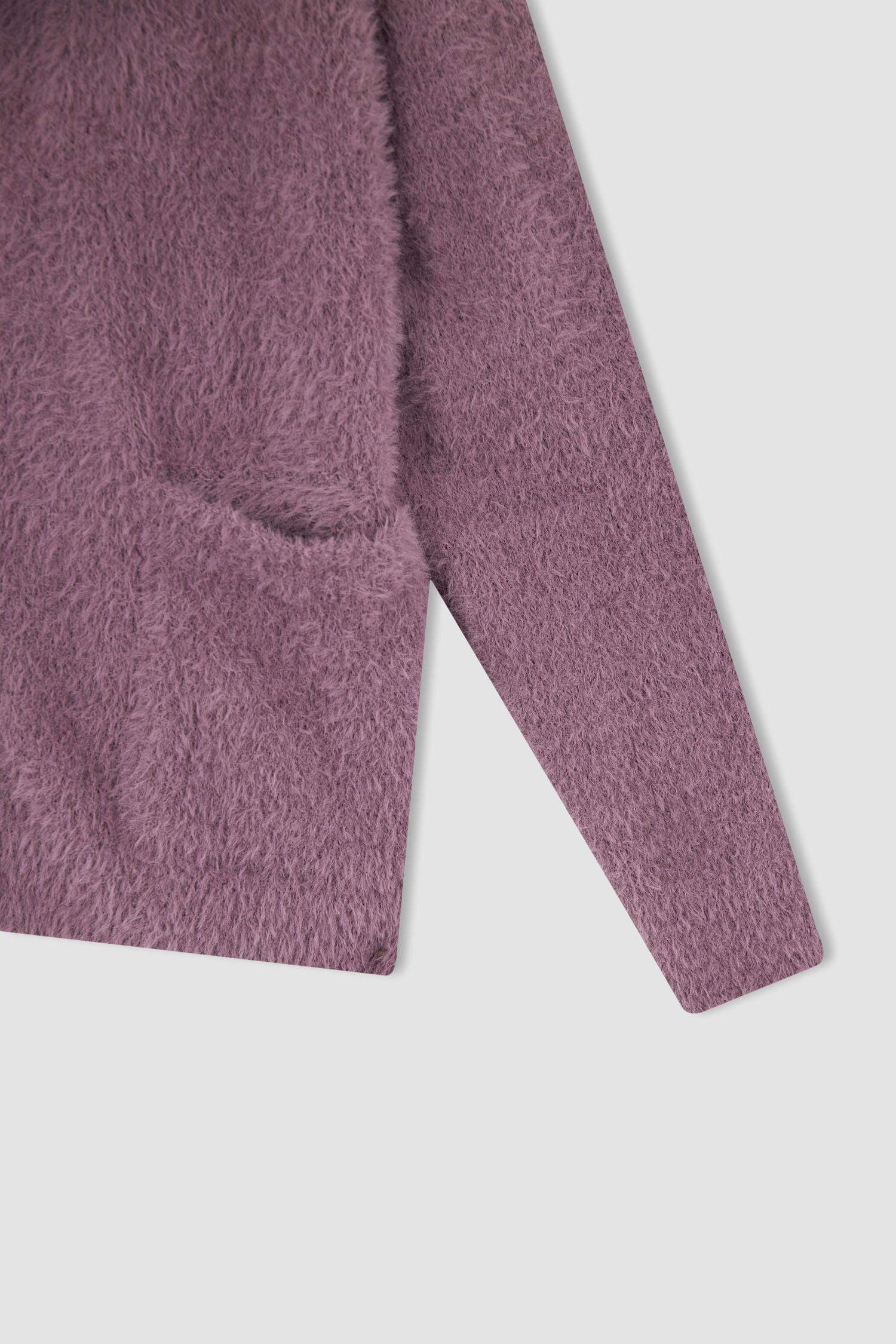 جاكيت قطيفة اوفر سايز بياقة V