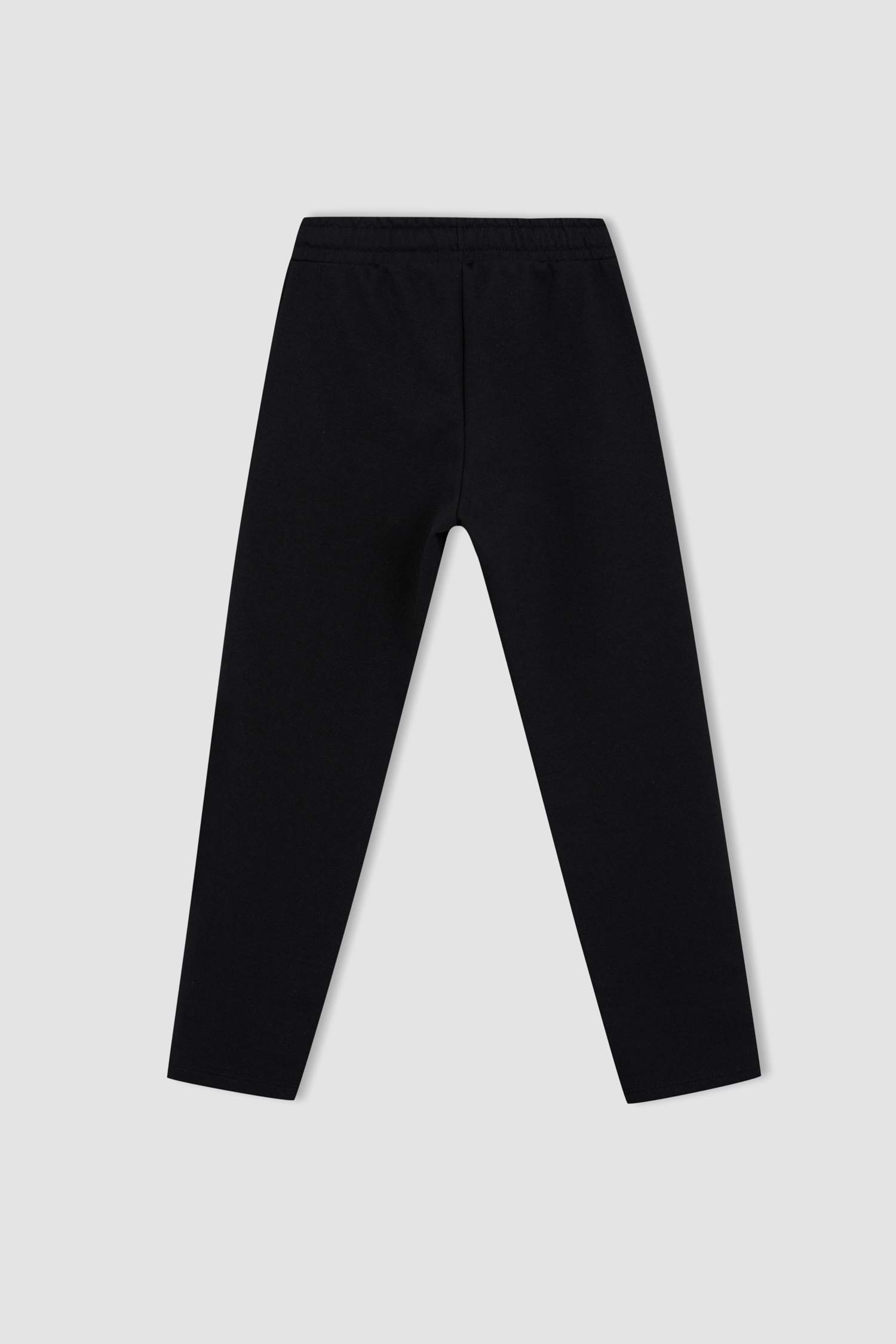 بنطلون رياضي ولادي بقصة عادية