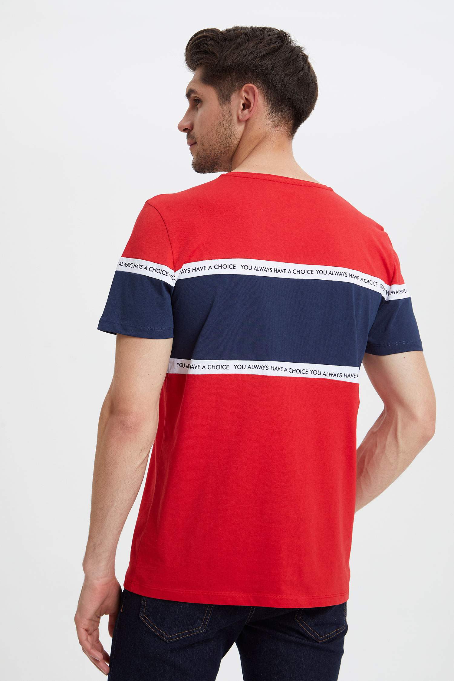 Defacto Renk Bloklu Kısa Kollu T-shirt. 4