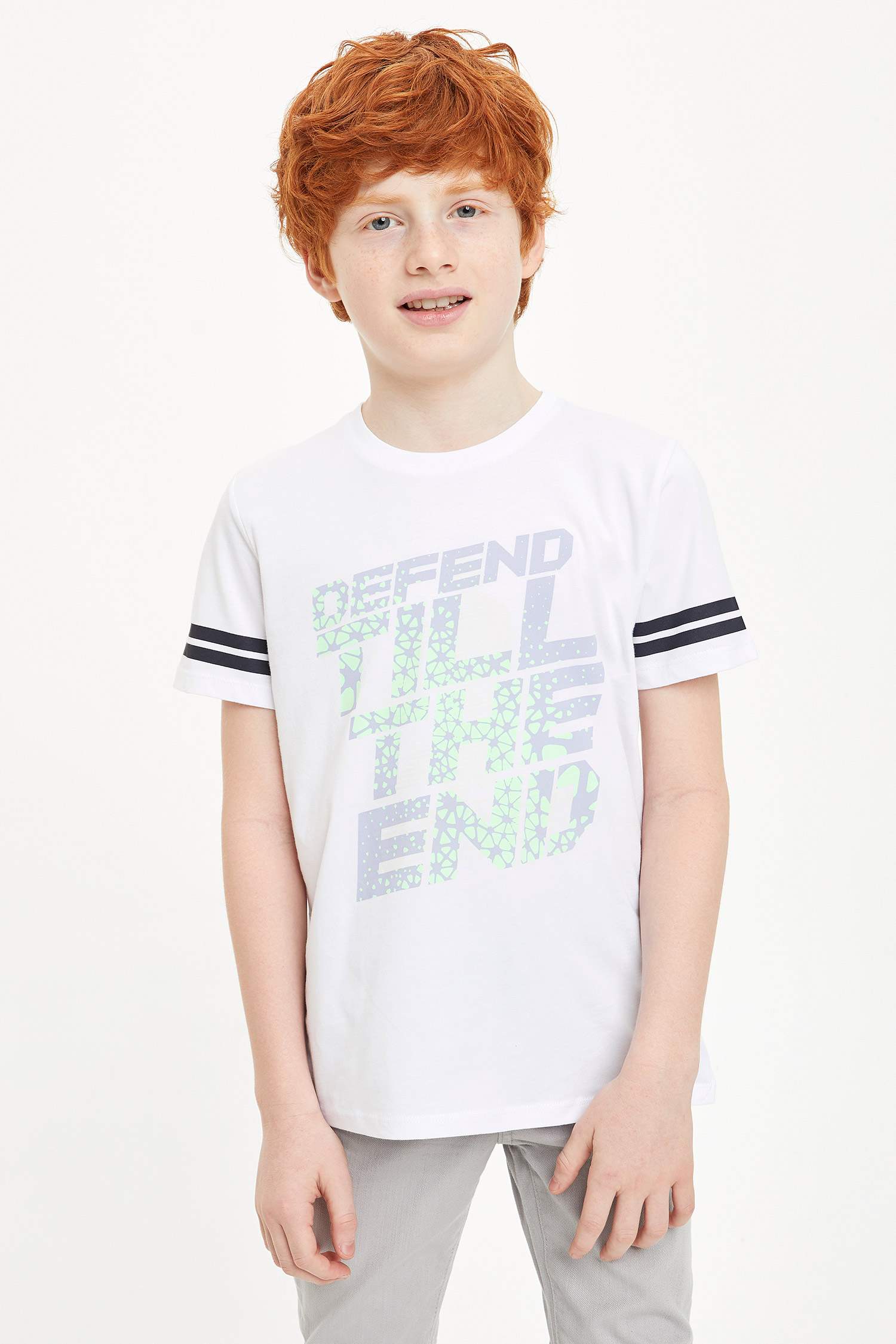 Defacto Erkek Çocuk Güneşte Renk Değiştiren Baskılı Kısa Kollu Tişört. 1