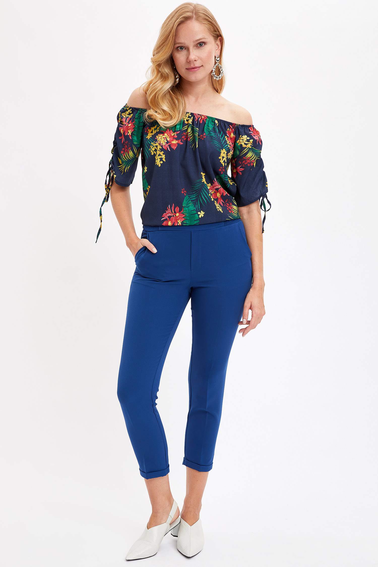 Defacto Beli Lastikli Slim Fit Pantolon. 2