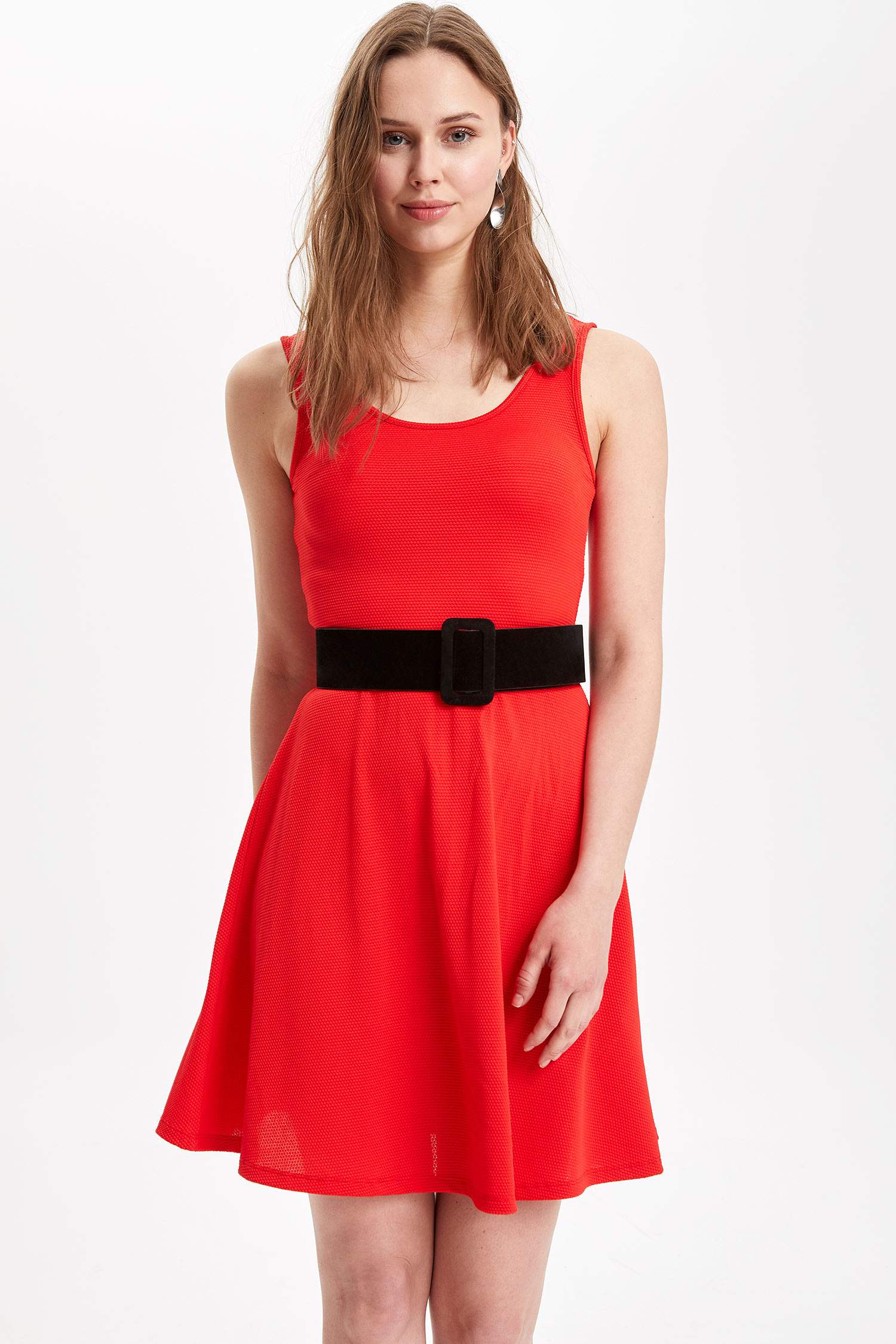 Defacto Kolsuz Slim Fit Elbise. 1