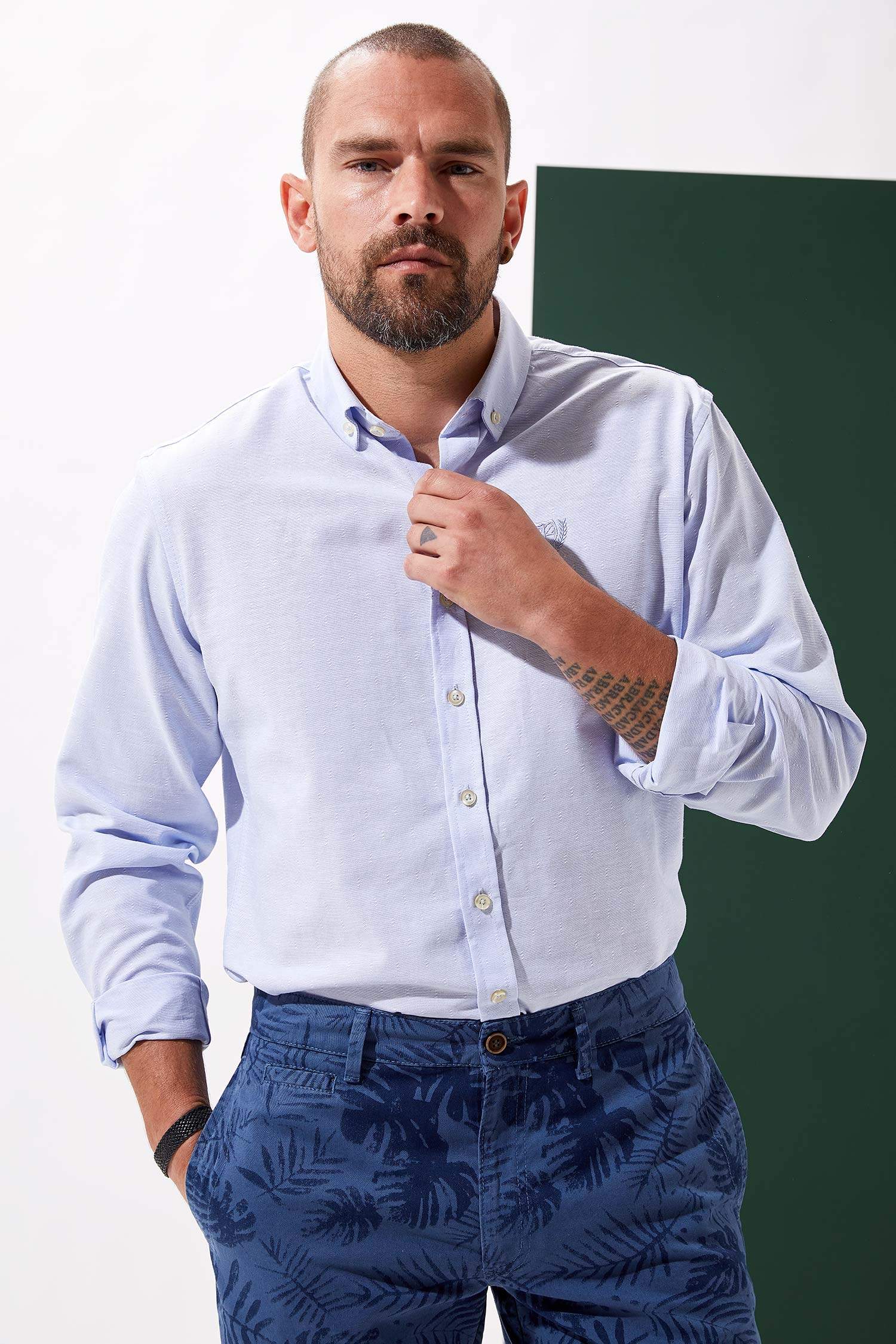 Defacto Modern Fit Gömlek. 1