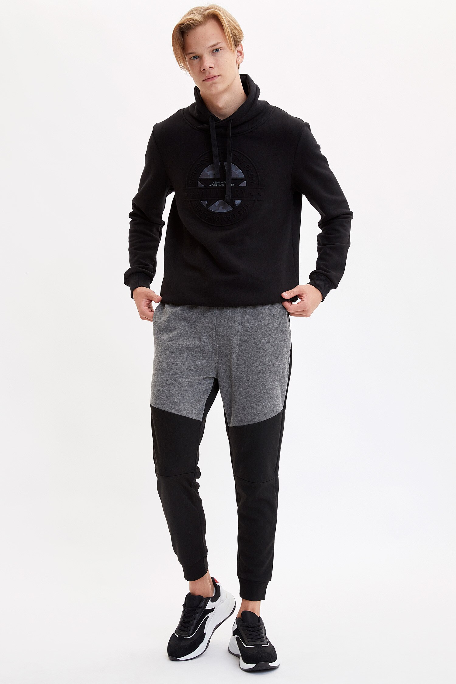 Defacto Slim Fit Jogger Pantolon. 2
