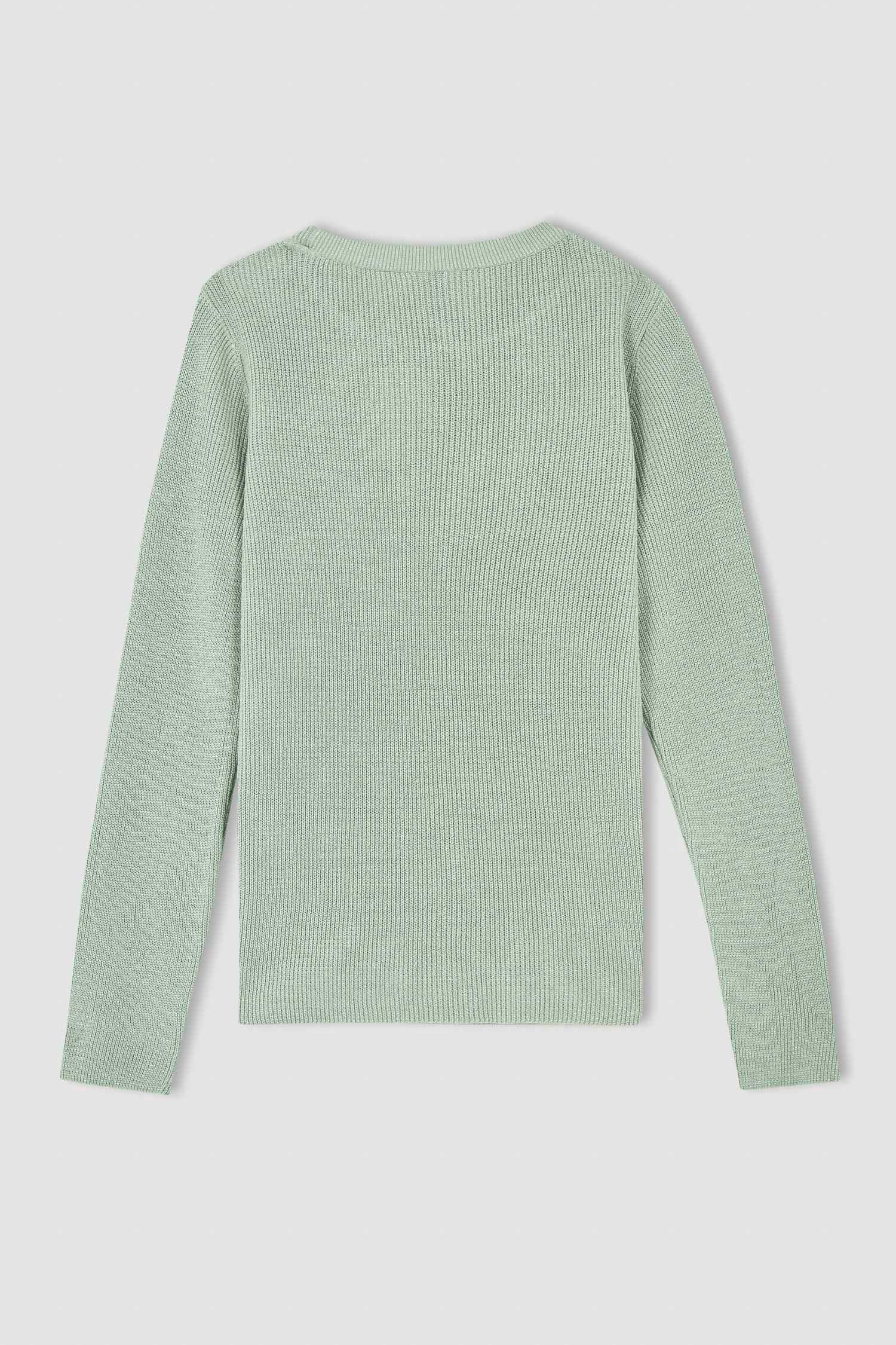 Пуловер стандартного кроя с круглым вырезом для женщин